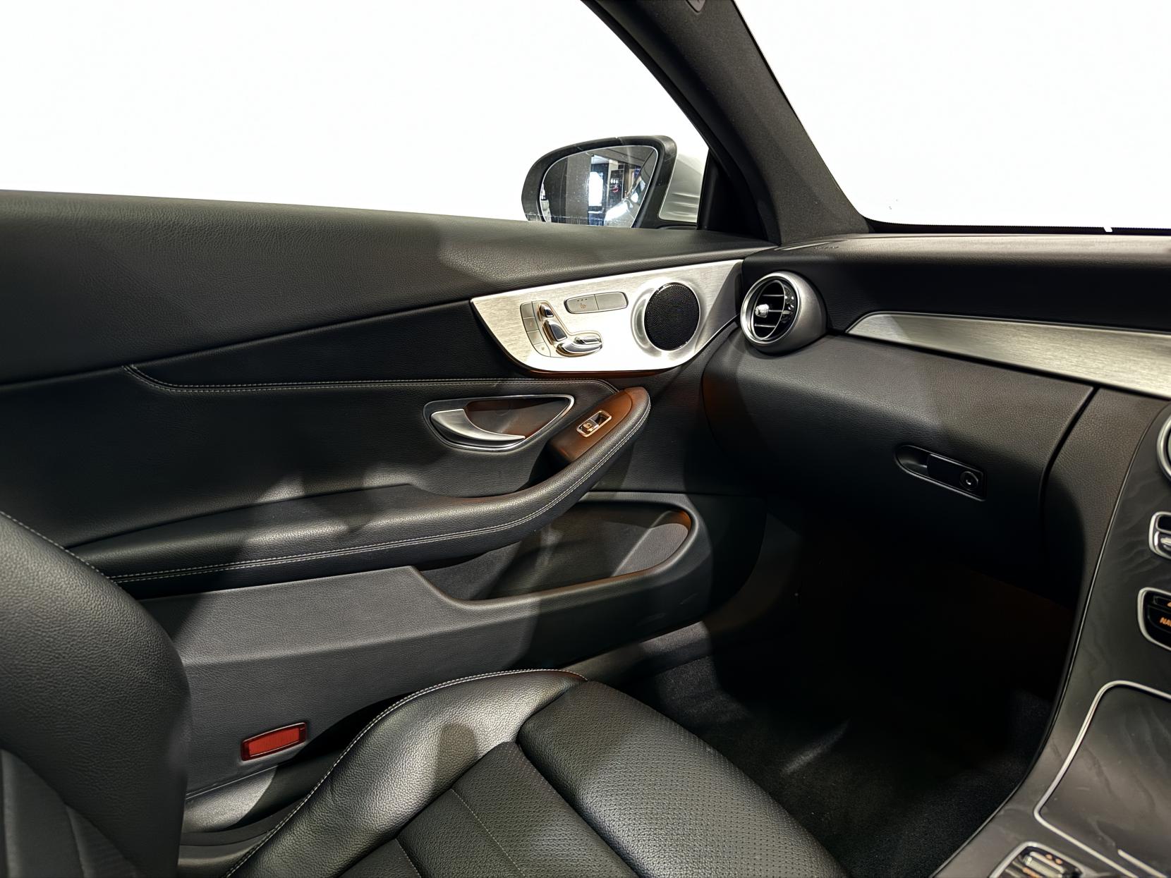 Mercedes-Benz C Class 2.1 C220d AMG Line (Premium) Coupe 2dr Diesel G-Tronic+ Euro 6 (s/s) (170 ps)