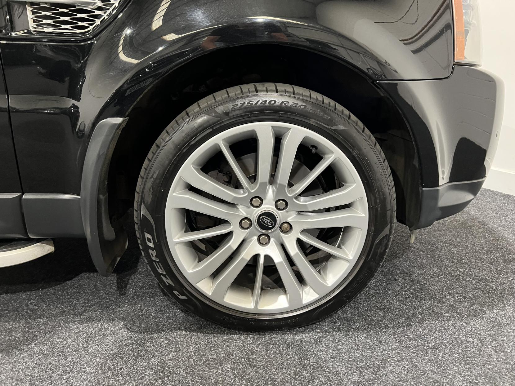 Land Rover Range Rover Sport 3.0 SD V6 HSE SUV 5dr Diesel Auto 4WD Euro 5 (255 bhp)