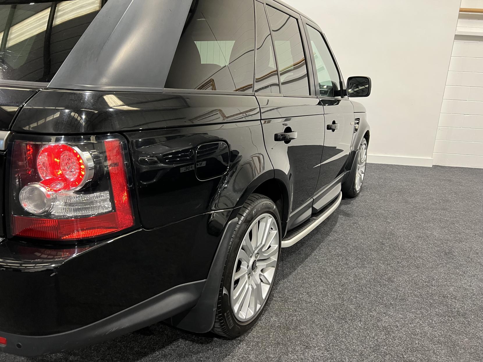 Land Rover Range Rover Sport 3.0 SD V6 HSE SUV 5dr Diesel Auto 4WD Euro 5 (255 bhp)