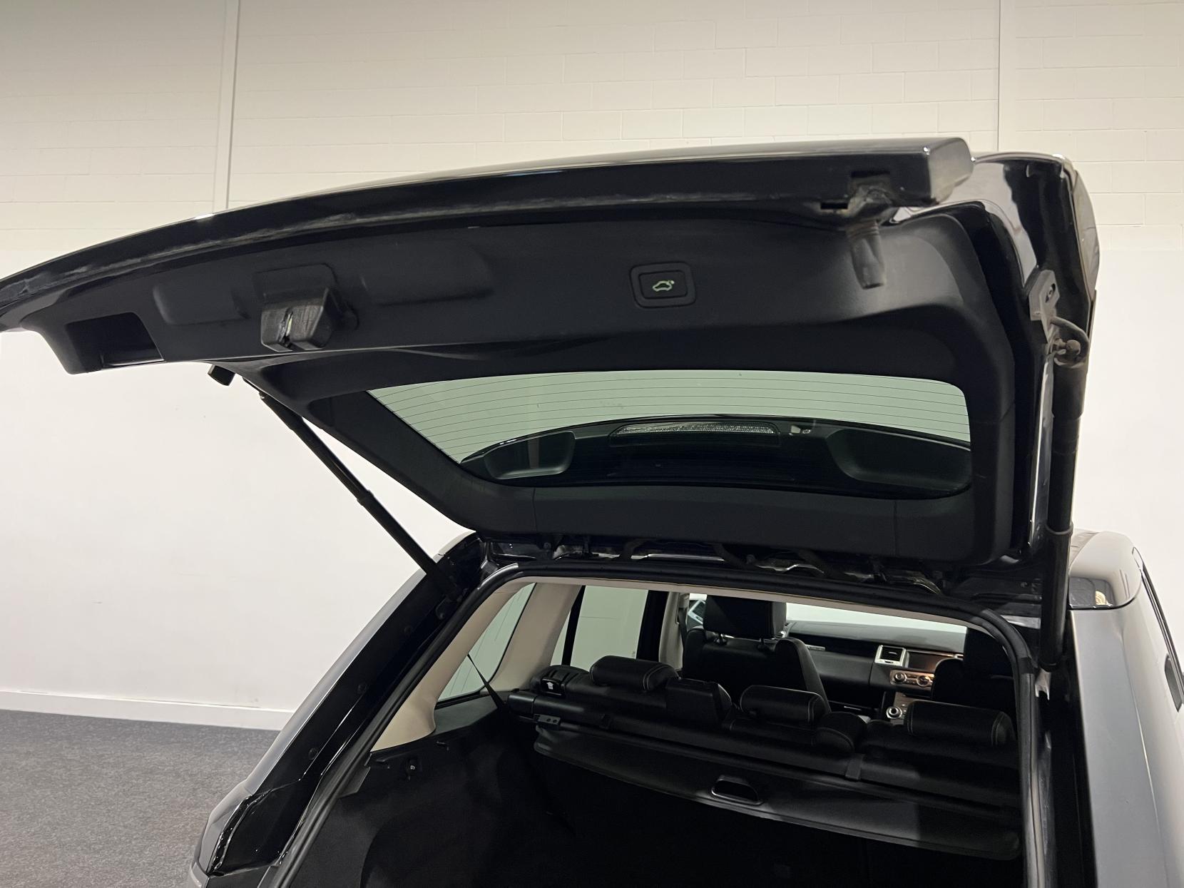 Land Rover Range Rover Sport 3.0 SD V6 HSE SUV 5dr Diesel Auto 4WD Euro 5 (255 bhp)