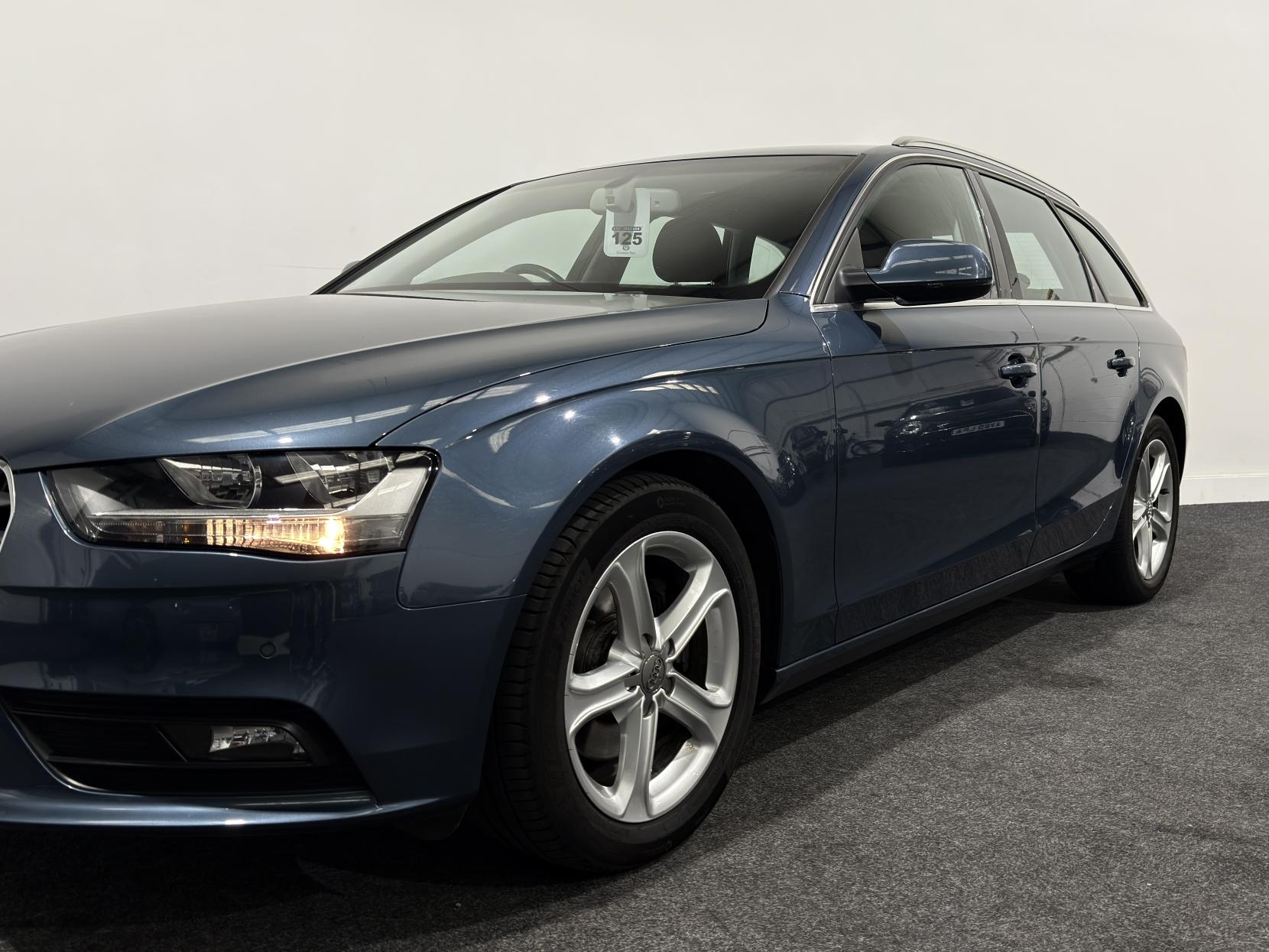 Audi A4 Avant 2.0 TDI ultra SE Estate 5dr Diesel Manual Euro 6 (s/s) (163 ps)