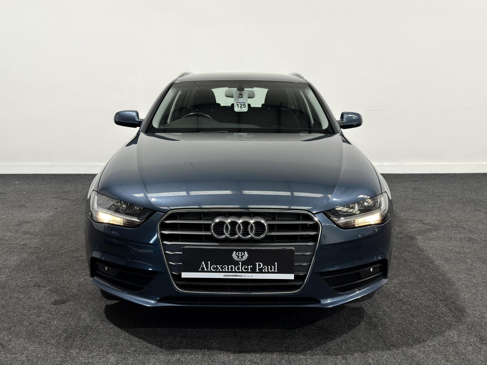 Audi A4 Avant 2.0 TDI ultra SE Estate 5dr Diesel Manual Euro 6 (s/s) (163 ps)