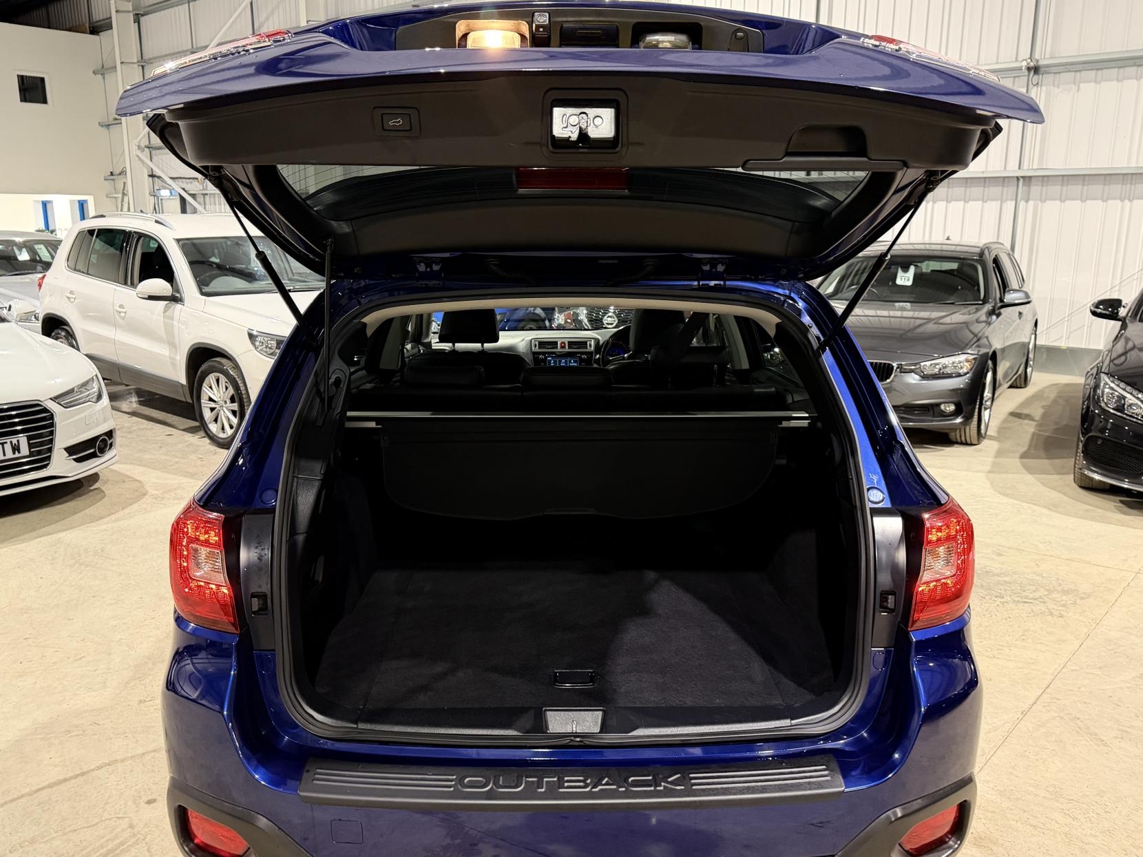 Subaru Outback 2.0D SE Premium Estate 5dr Diesel Lineartronic 4WD Euro 6 (150 ps)