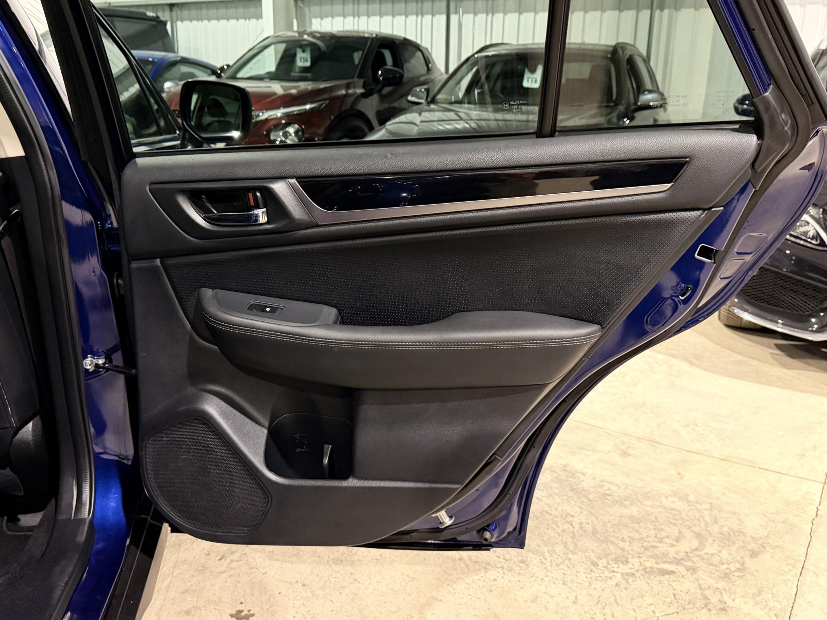 Subaru Outback 2.0D SE Premium Estate 5dr Diesel Lineartronic 4WD Euro 6 (150 ps)