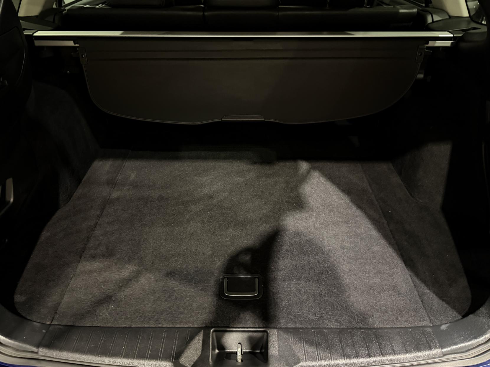 Subaru Outback 2.0D SE Premium Estate 5dr Diesel Lineartronic 4WD Euro 6 (150 ps)