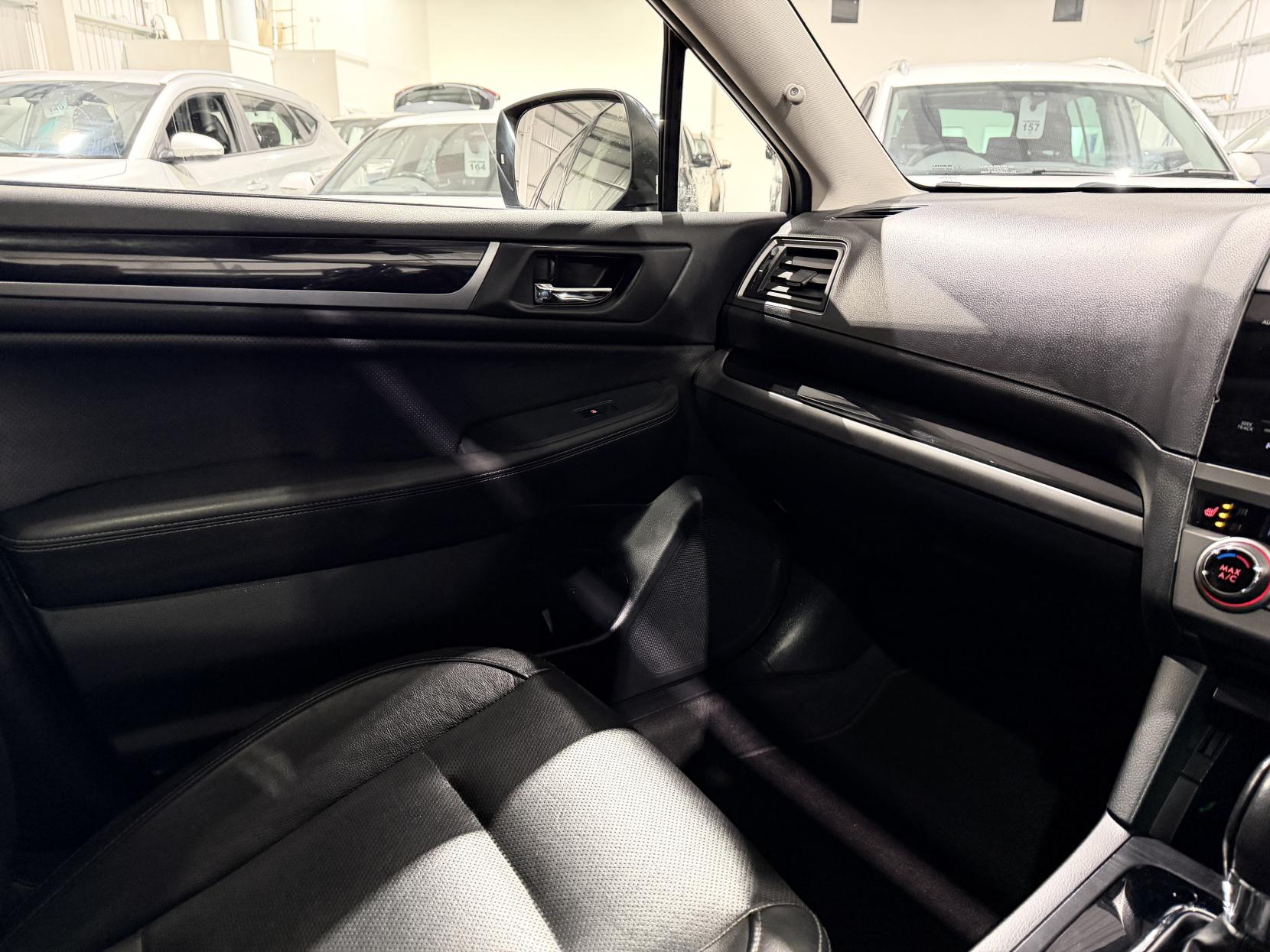 Subaru Outback 2.0D SE Premium Estate 5dr Diesel Lineartronic 4WD Euro 6 (150 ps)