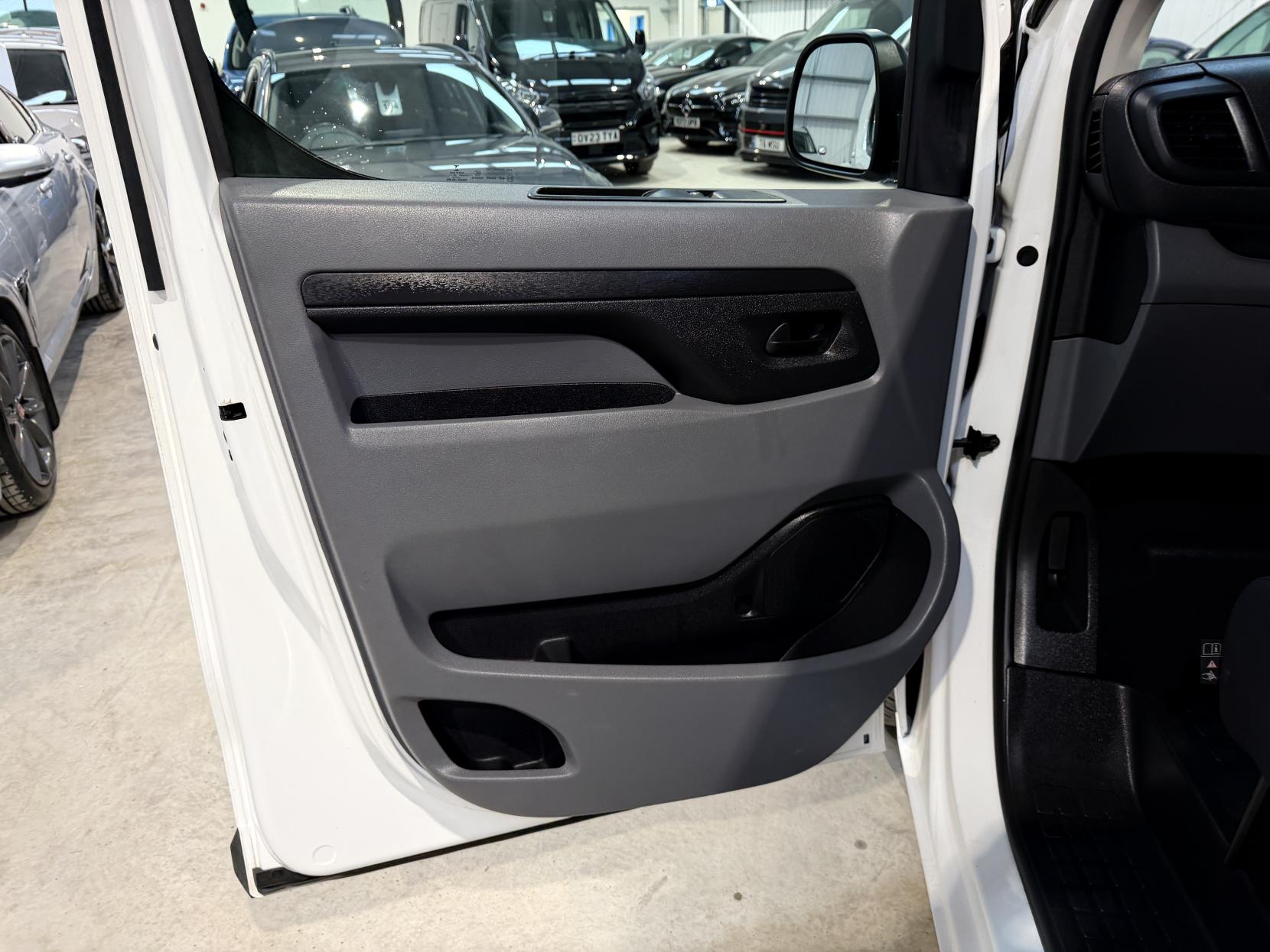 Citroen Dispatch 1.5 BlueHDi 1000 Enterprise Pro M Panel Van 6dr Diesel Manual FWD 2 Euro 6 (s/s) (100 ps)