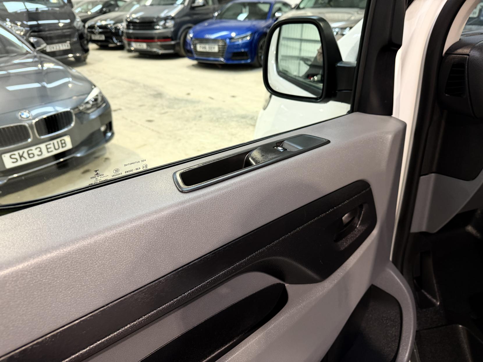 Citroen Dispatch 1.5 BlueHDi 1000 Enterprise Pro M Panel Van 6dr Diesel Manual FWD 2 Euro 6 (s/s) (100 ps)