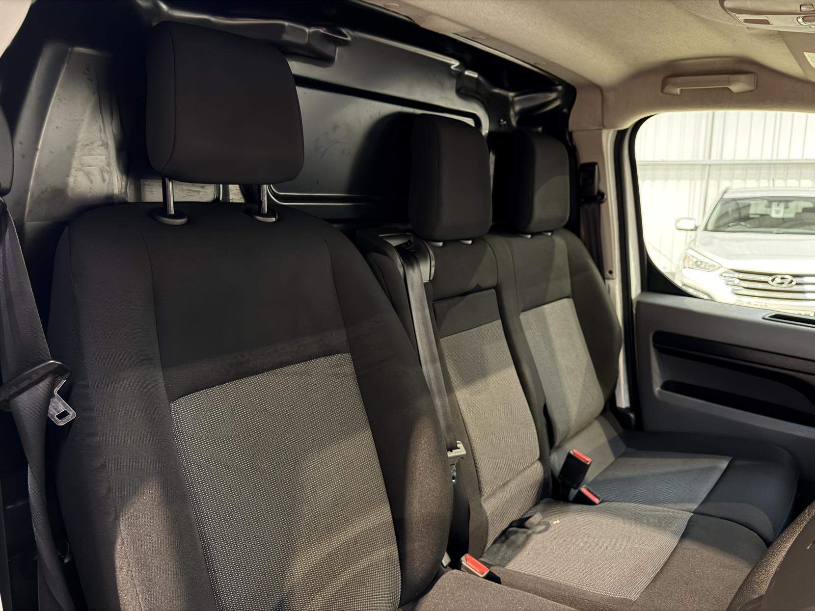 Citroen Dispatch 1.5 BlueHDi 1000 Enterprise Pro M Panel Van 6dr Diesel Manual FWD 2 Euro 6 (s/s) (100 ps)