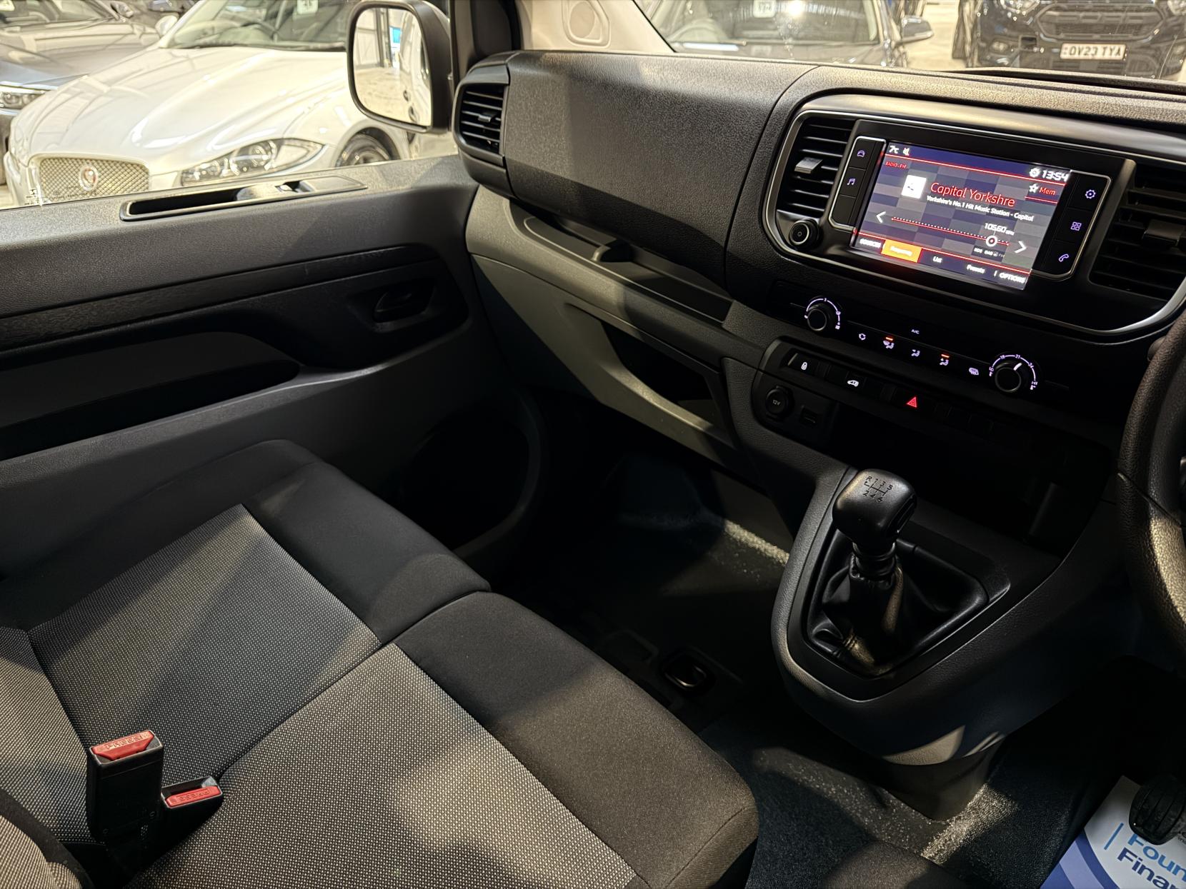 Citroen Dispatch 1.5 BlueHDi 1000 Enterprise Pro M Panel Van 6dr Diesel Manual FWD 2 Euro 6 (s/s) (100 ps)