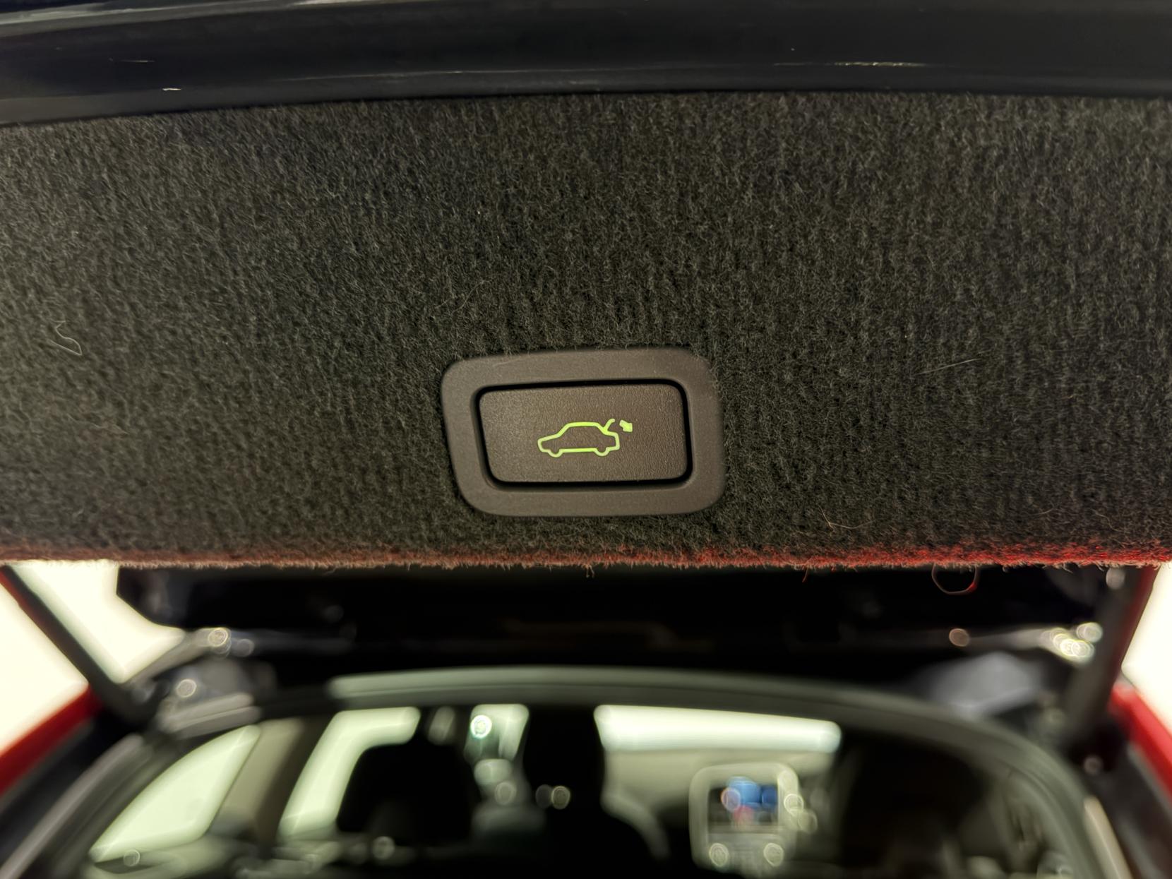 Volvo XC60 2.0 D4 SE Nav SUV 5dr Diesel Manual Euro 6 (s/s) (181 ps)