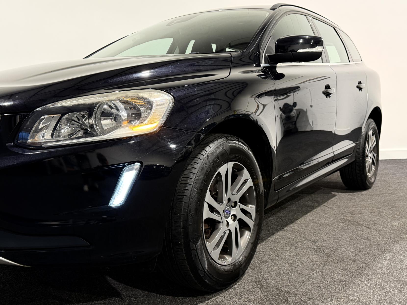 Volvo XC60 2.0 D4 SE Nav SUV 5dr Diesel Manual Euro 6 (s/s) (181 ps)