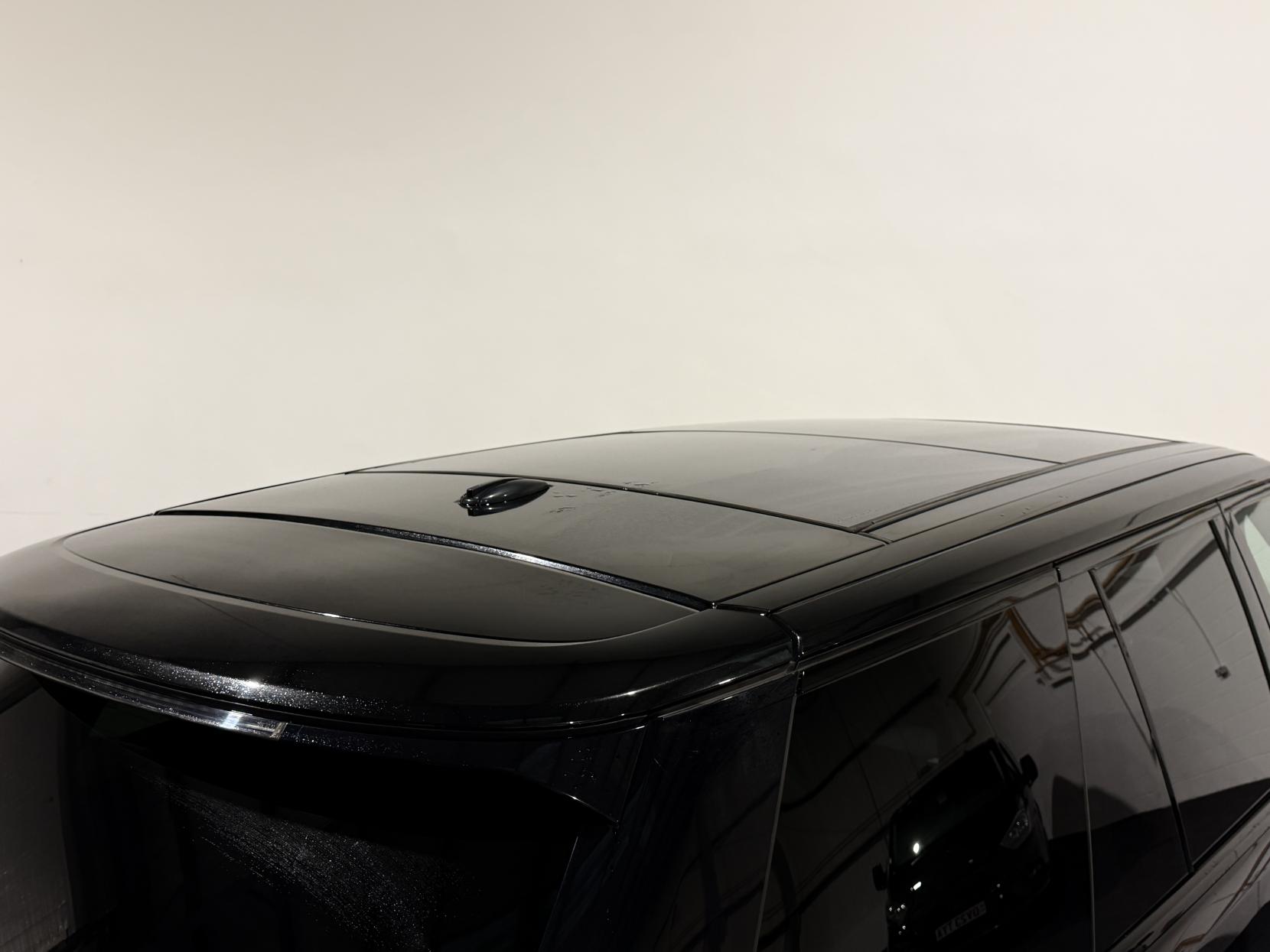 Land Rover Range Rover 5.0 V8 Autobiography SUV 5dr Petrol Auto 4WD Euro 5 (s/s) (510 ps)