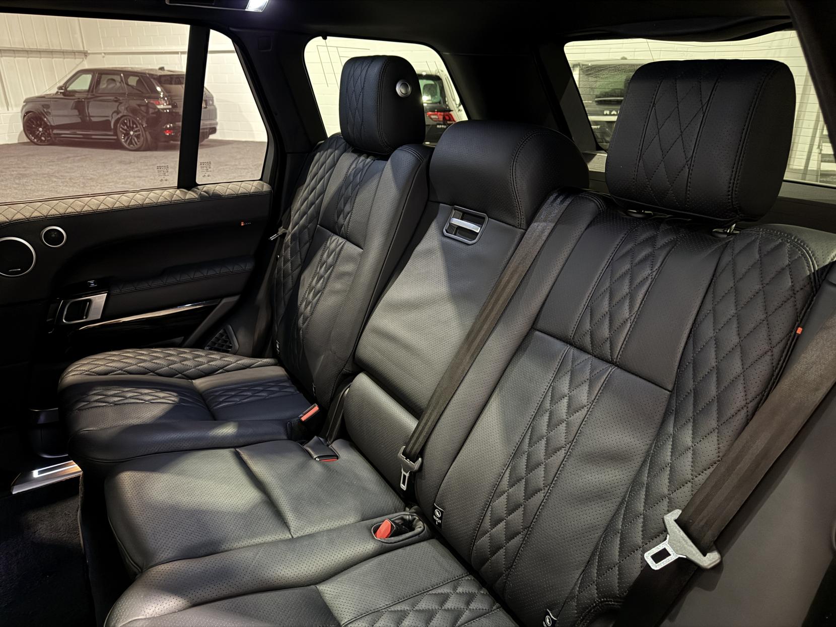 Land Rover Range Rover 5.0 V8 Autobiography SUV 5dr Petrol Auto 4WD Euro 5 (s/s) (510 ps)