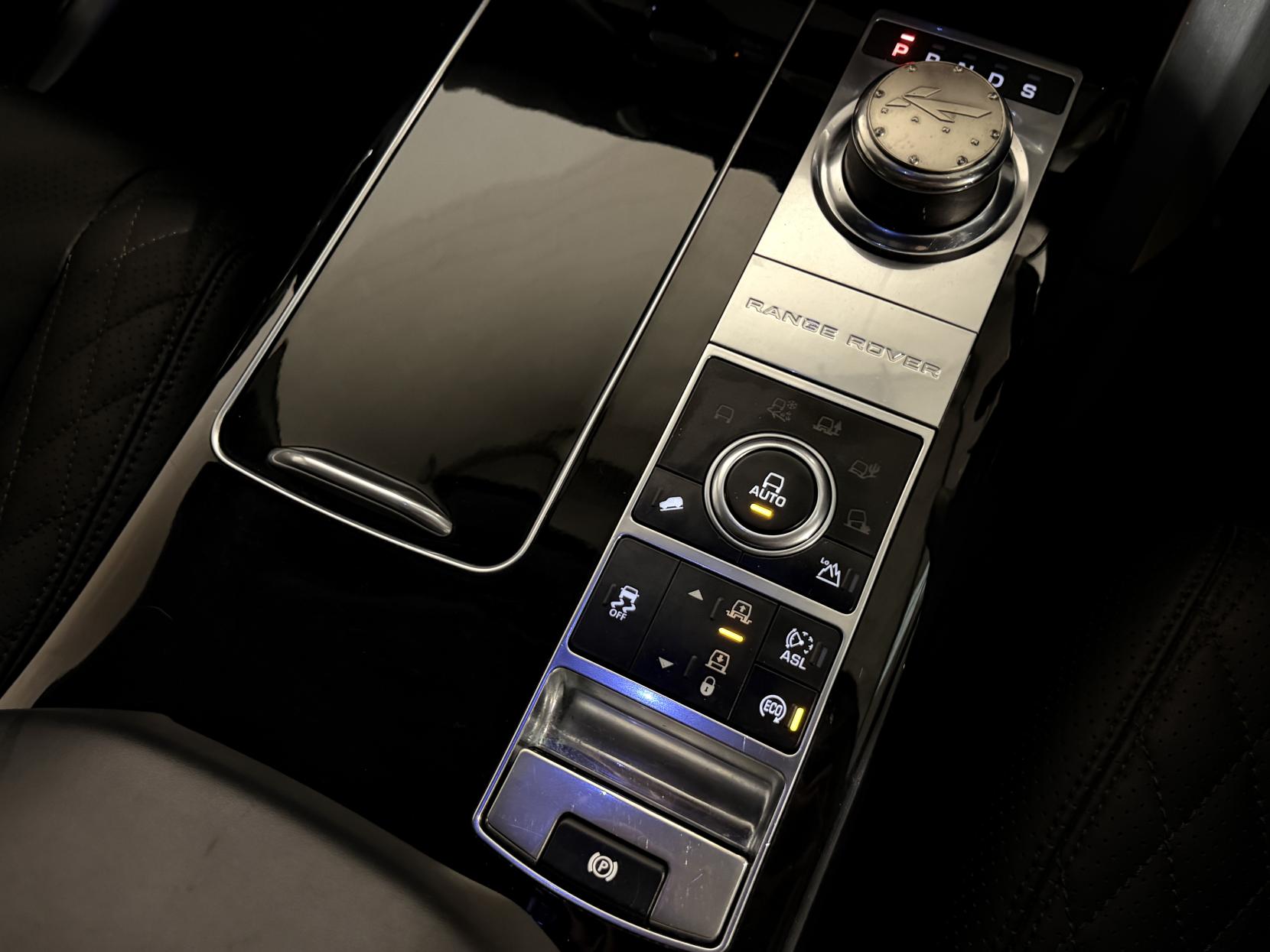 Land Rover Range Rover 5.0 V8 Autobiography SUV 5dr Petrol Auto 4WD Euro 5 (s/s) (510 ps)