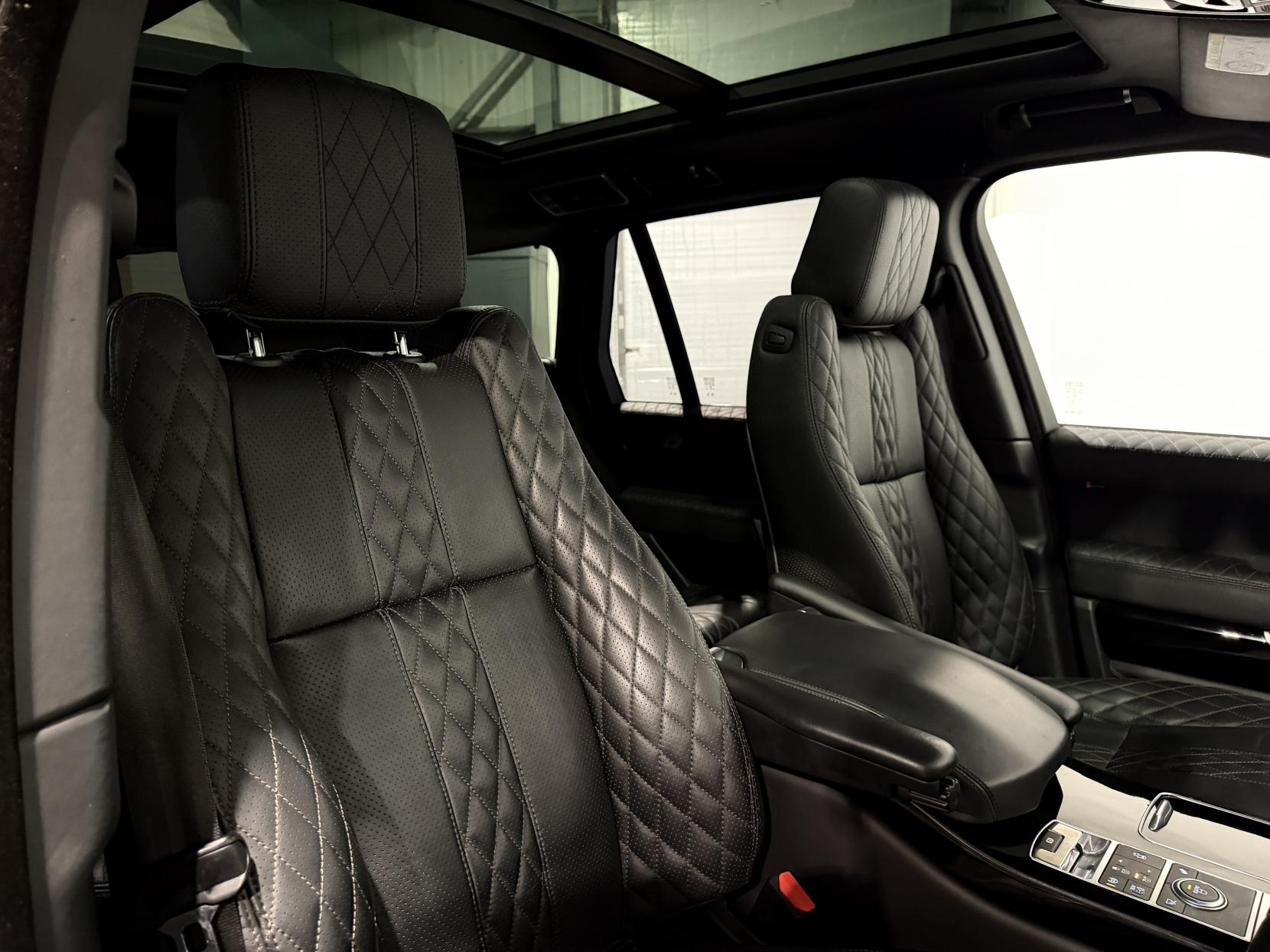 Land Rover Range Rover 5.0 V8 Autobiography SUV 5dr Petrol Auto 4WD Euro 5 (s/s) (510 ps)