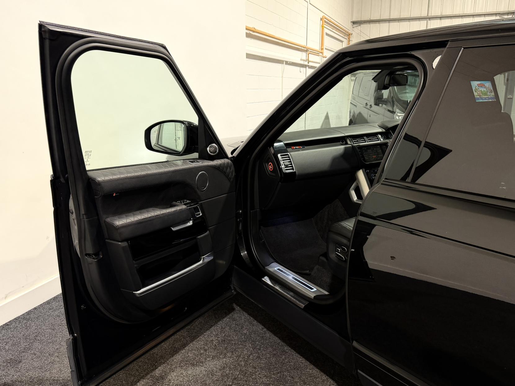 Land Rover Range Rover 5.0 V8 Autobiography SUV 5dr Petrol Auto 4WD Euro 5 (s/s) (510 ps)