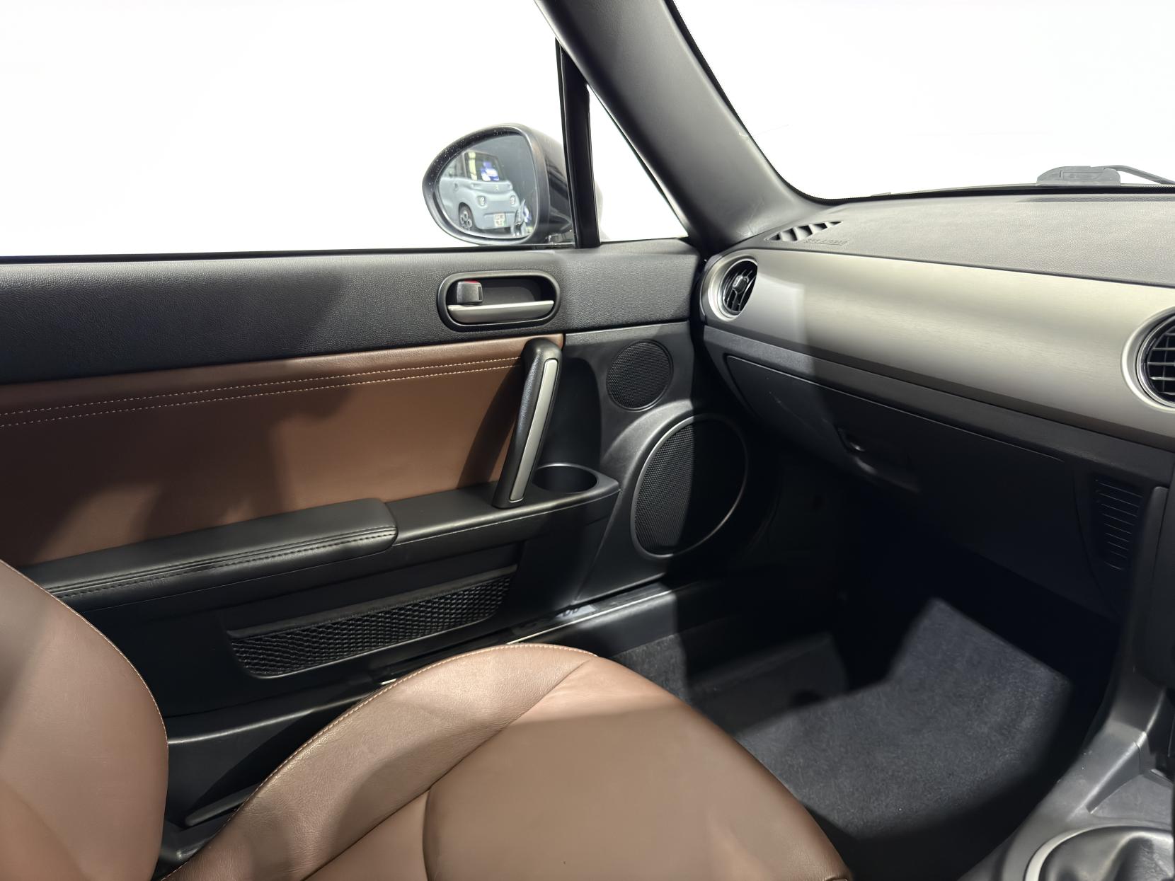 Mazda MX-5 2.0i Venture Roadster 2dr Petrol Manual Euro 5 (160 ps)