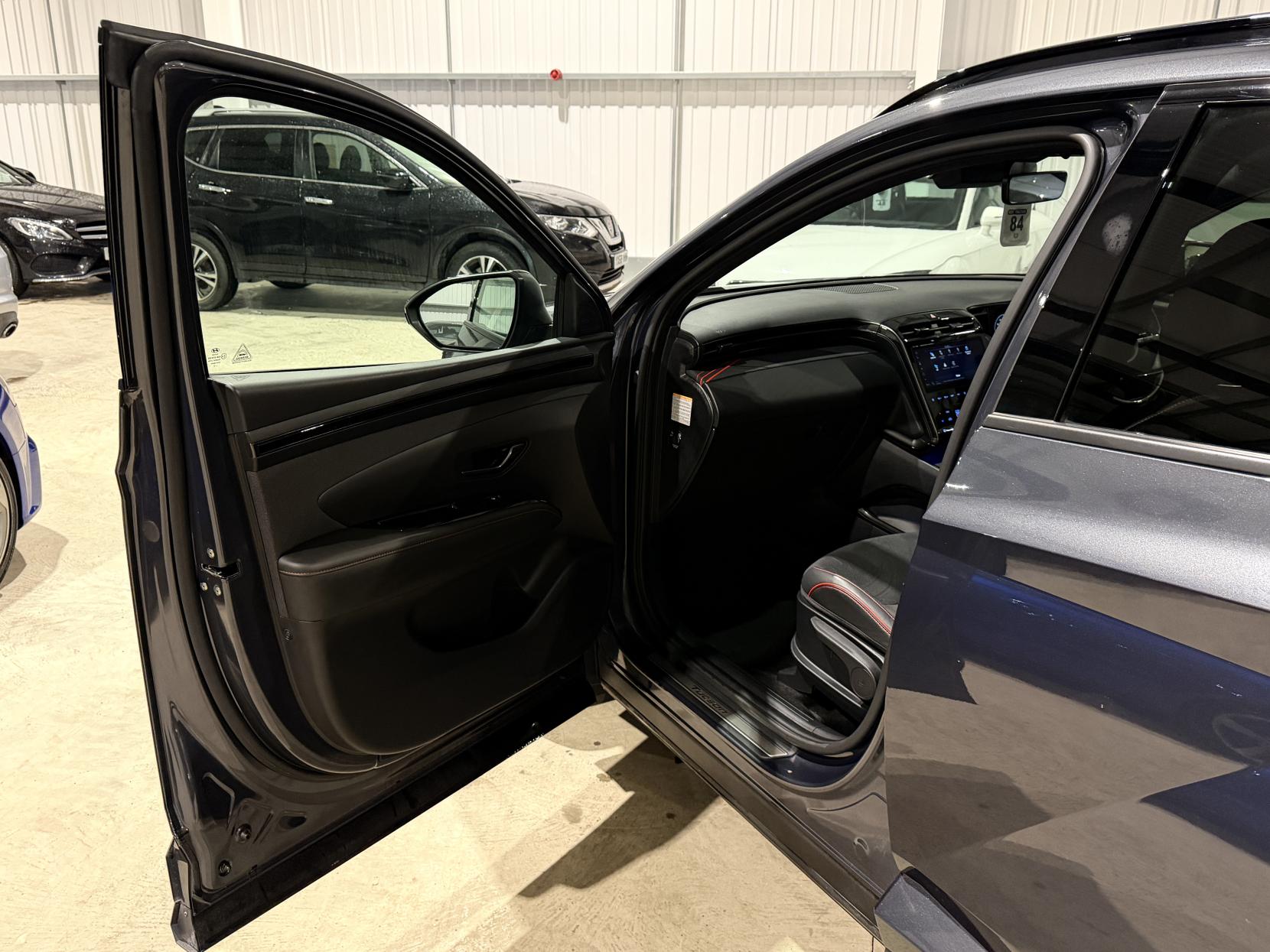 Hyundai TUCSON 1.6 h T-GDi N Line SUV 5dr Petrol Hybrid Auto Euro 6 (s/s) (230 ps)