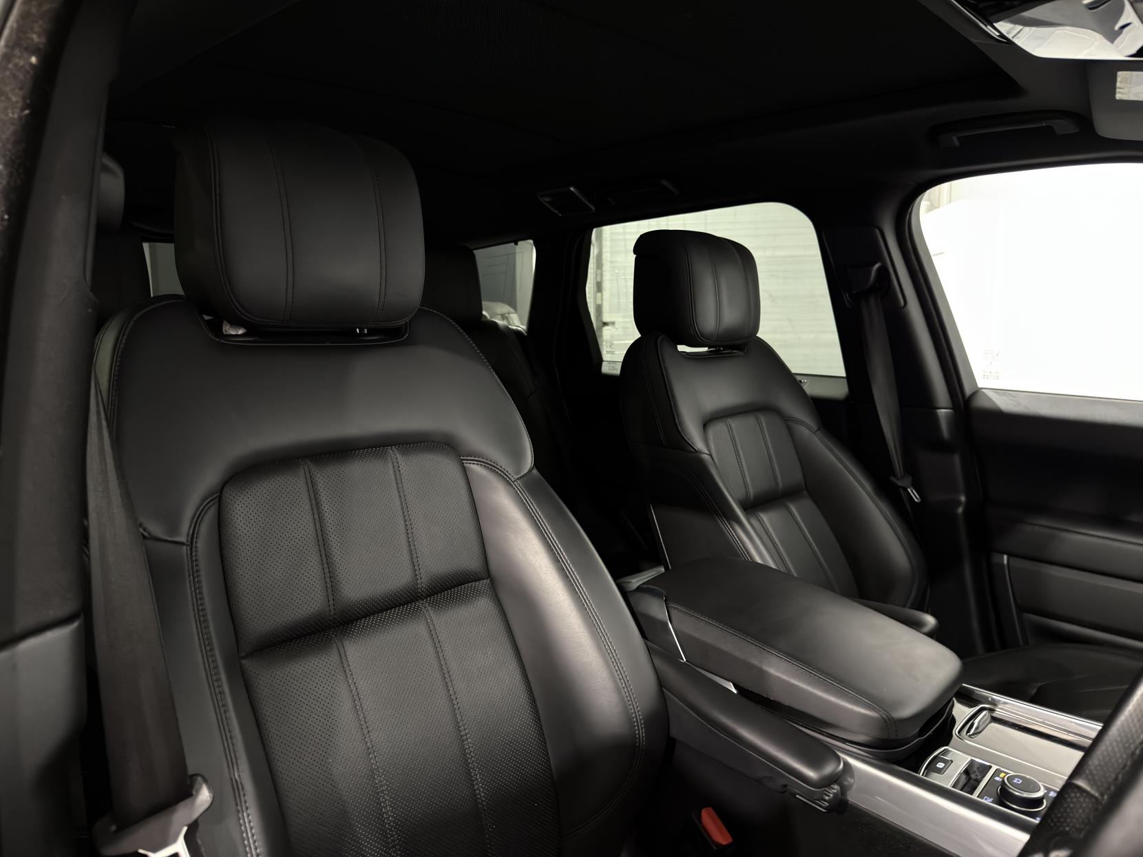Land Rover Range Rover Sport 3.0 D300 MHEV HSE Dynamic Black SUV 5dr Diesel Auto 4WD Euro 6 (s/s) (300 ps)