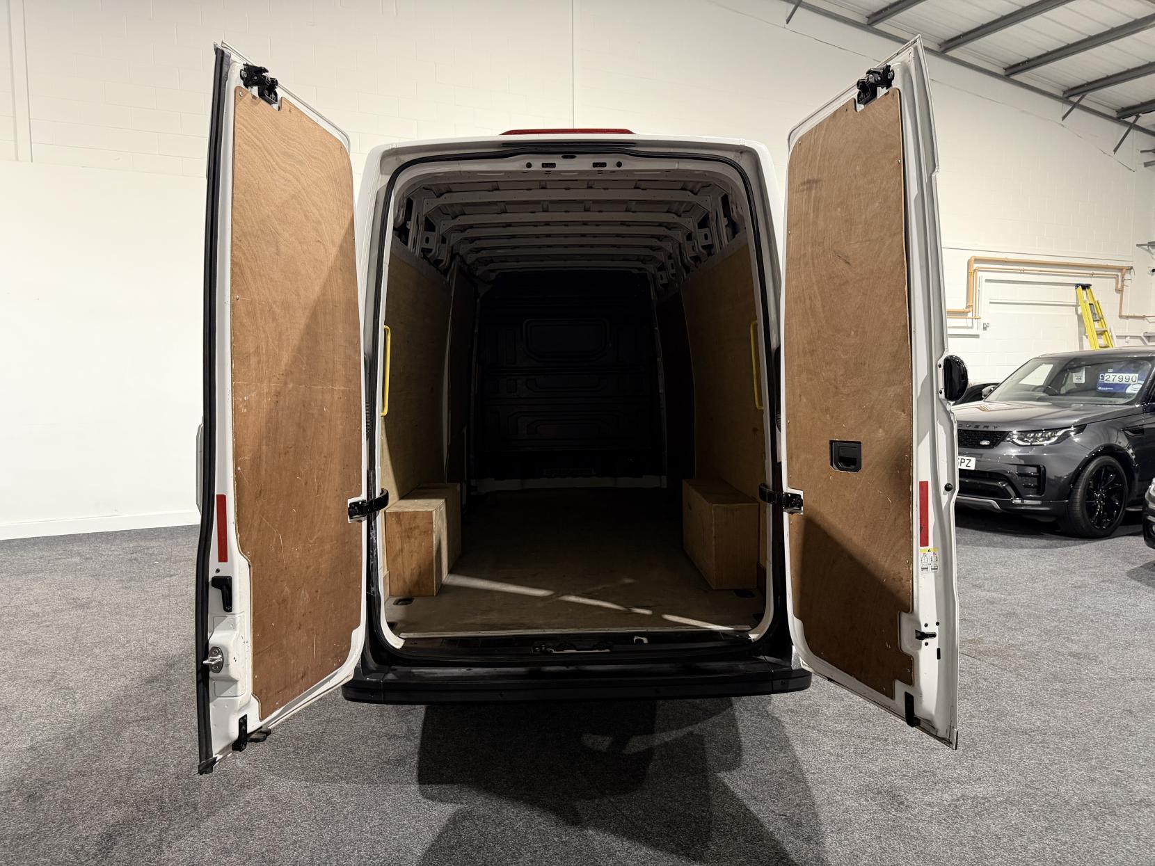 Volkswagen Crafter 2.0 TDI CR35 Trendline Panel Van 5dr Diesel Manual RWD LWB High Roof Euro 6 (s/s) (177 ps)