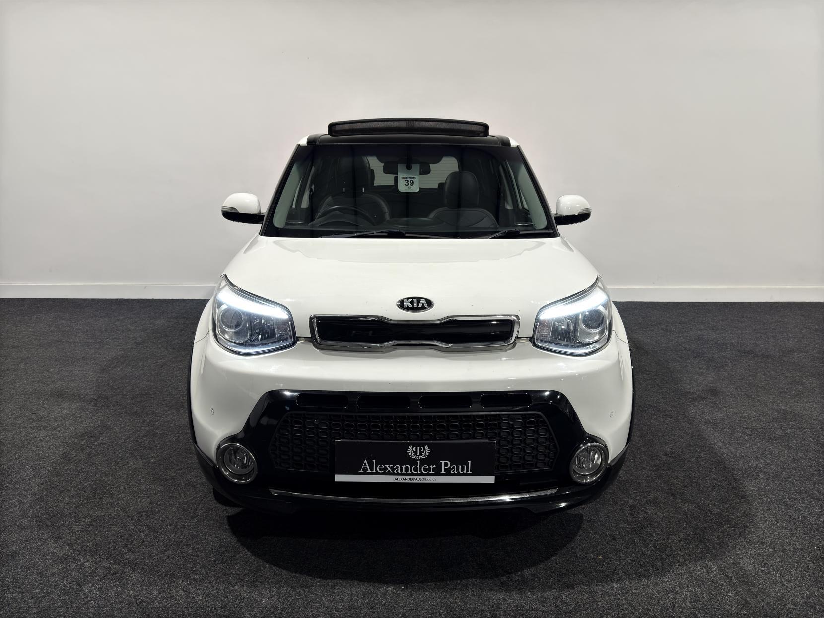 Kia Soul 1.6 CRDi Maxx SUV 5dr Diesel Manual Euro 6 (134 bhp)