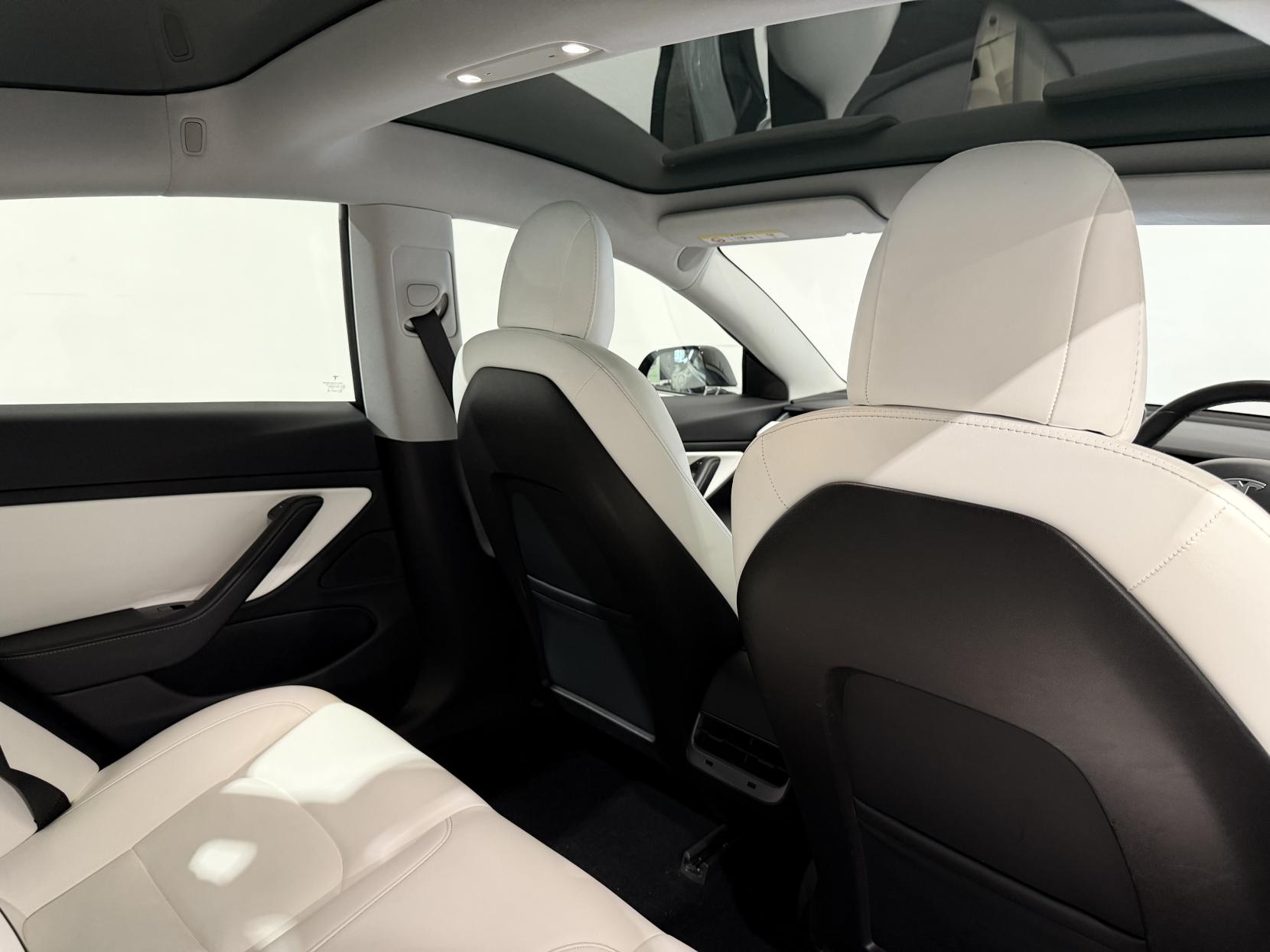 Tesla Model 3 (Dual Motor) Performance Saloon 4dr Electric Auto 4WDE (Performance Upgrade) (449 bhp)