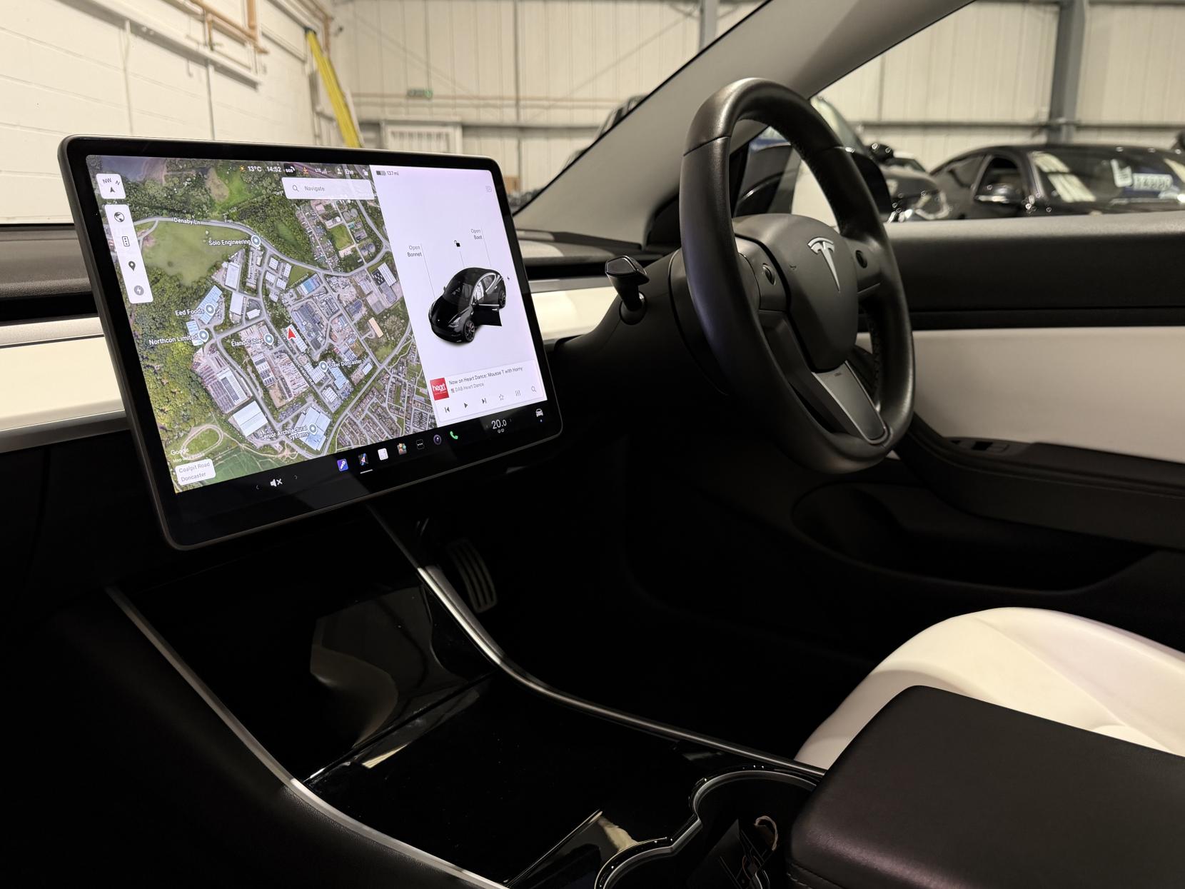 Tesla Model 3 (Dual Motor) Performance Saloon 4dr Electric Auto 4WDE (Performance Upgrade) (449 bhp)