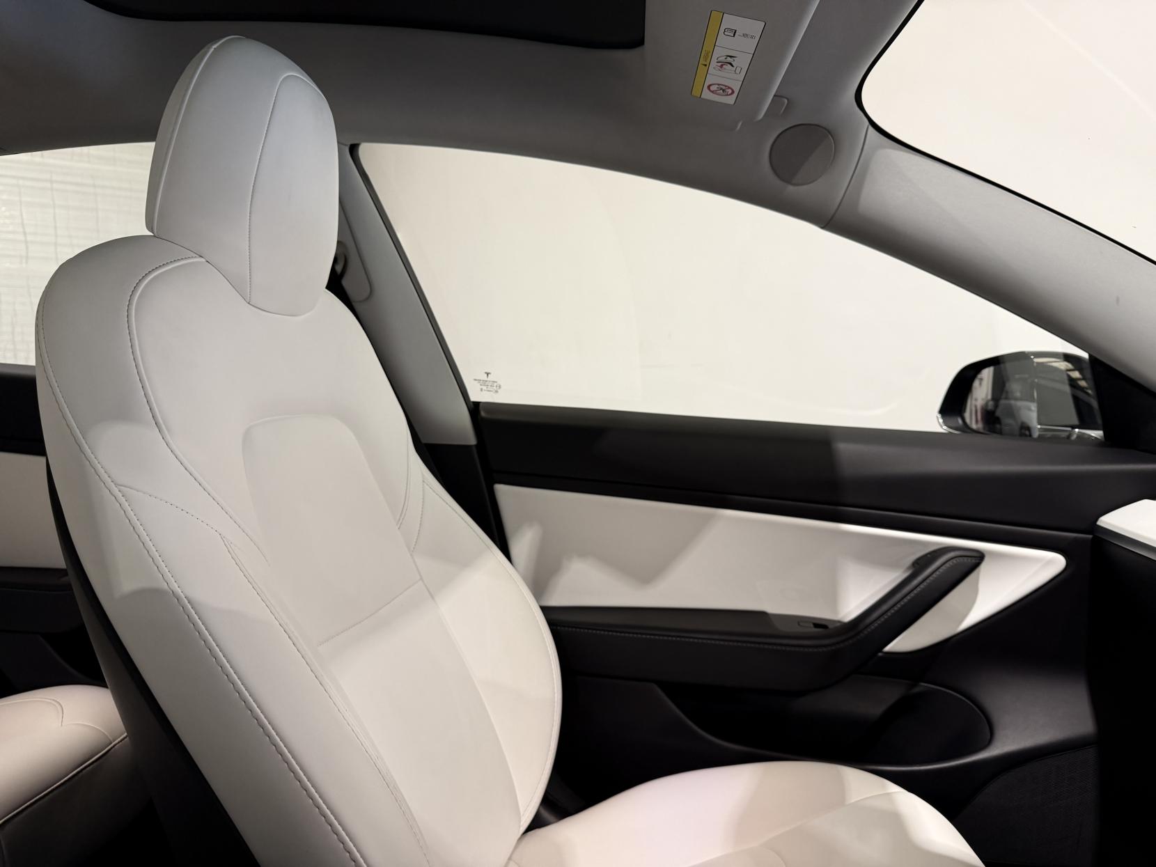 Tesla Model 3 (Dual Motor) Performance Saloon 4dr Electric Auto 4WDE (Performance Upgrade) (449 bhp)