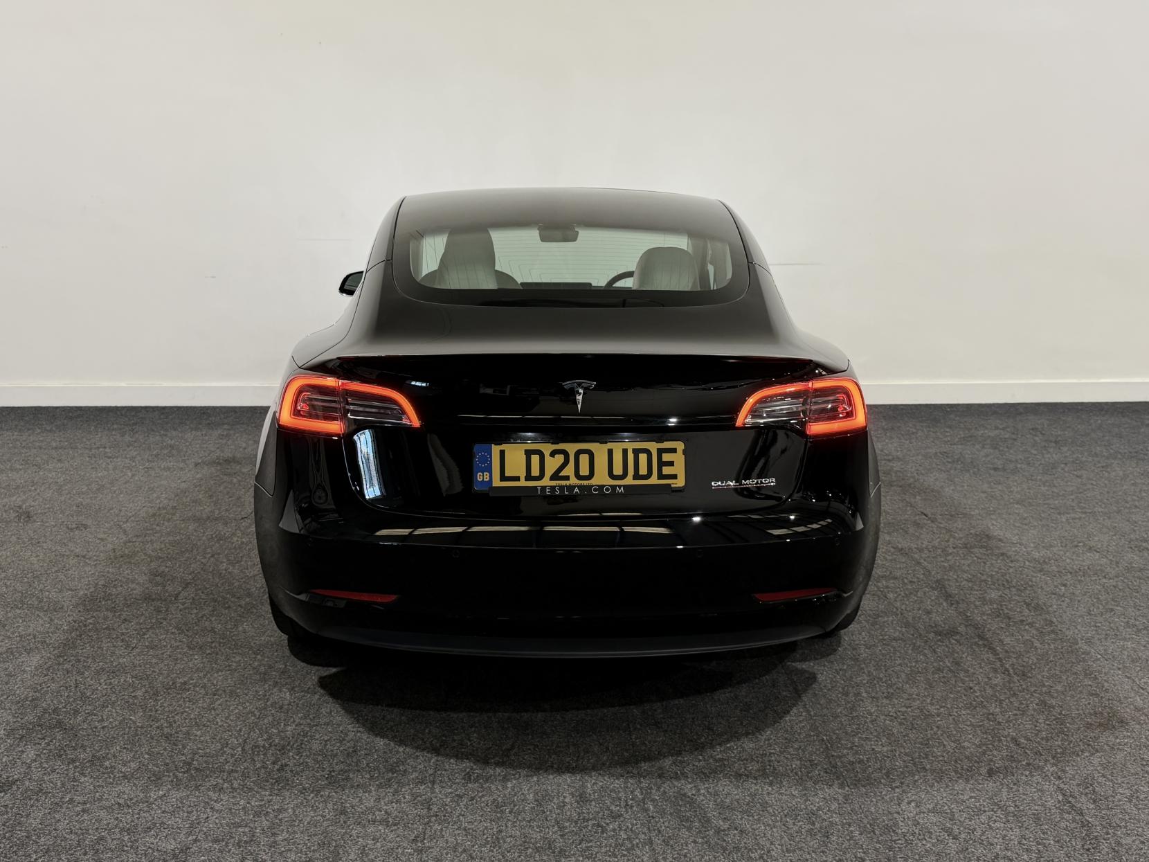 Tesla Model 3 (Dual Motor) Performance Saloon 4dr Electric Auto 4WDE (Performance Upgrade) (449 bhp)