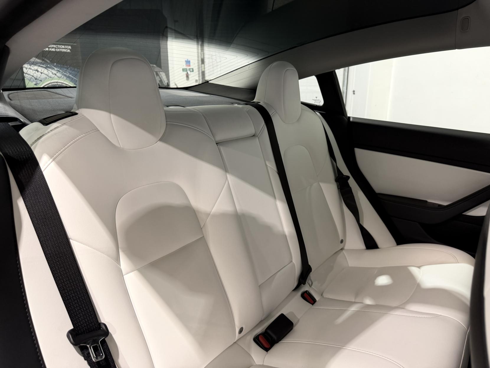 Tesla Model 3 (Dual Motor) Performance Saloon 4dr Electric Auto 4WDE (Performance Upgrade) (449 bhp)
