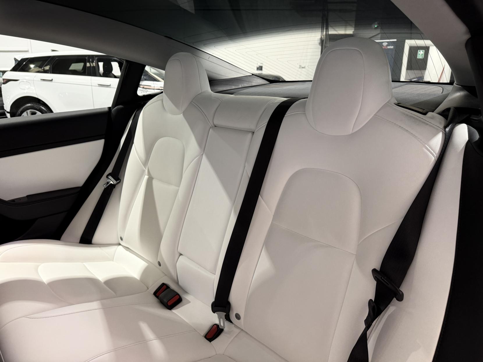 Tesla Model 3 (Dual Motor) Performance Saloon 4dr Electric Auto 4WDE (Performance Upgrade) (449 bhp)