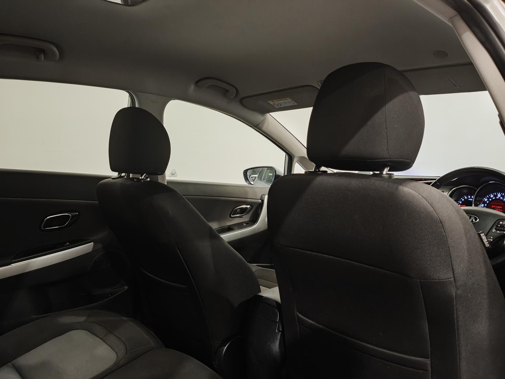 Kia Ceed 1.6 CRDi EcoDynamics 2 Hatchback 5dr Diesel Manual Euro 5 (s/s) (126 bhp)