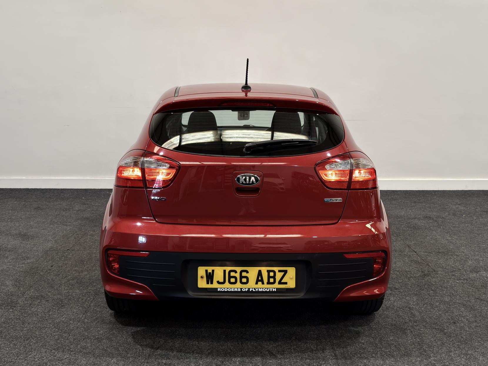 Kia Rio 1.4 CRDi EcoDynamics 2 Hatchback 5dr Diesel Manual Euro 6 (s/s) (89 bhp)