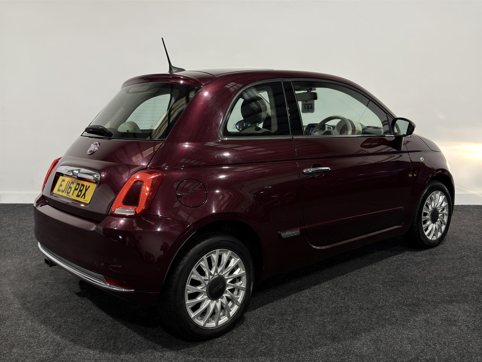 Fiat 500 1.2 Lounge Hatchback 3dr Petrol Manual Euro 6 (s/s) (69 bhp)