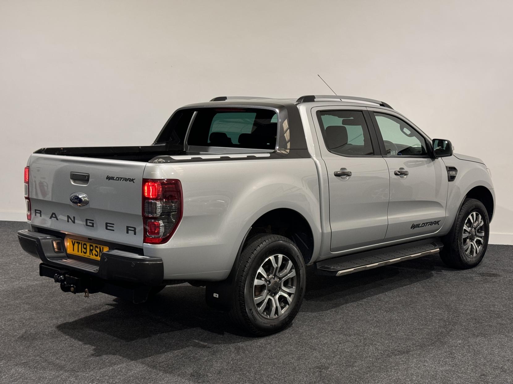 Ford Ranger 3.2 TDCi Wildtrak Pickup Double Cab 4dr Diesel Auto 4WD Euro 5 (200 ps)