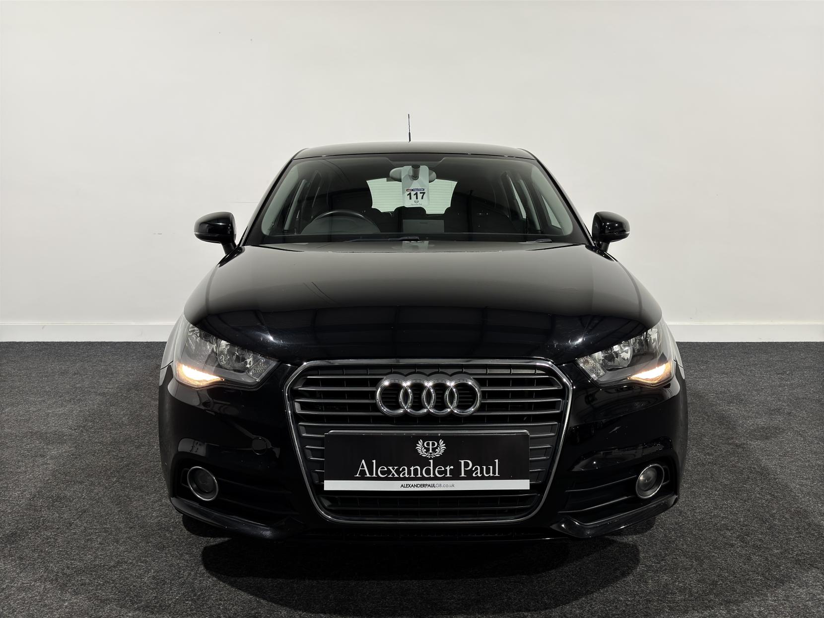 Audi A1 1.6 TDI Sport Sportback 5dr Diesel Manual Euro 5 (s/s) (105 ps)