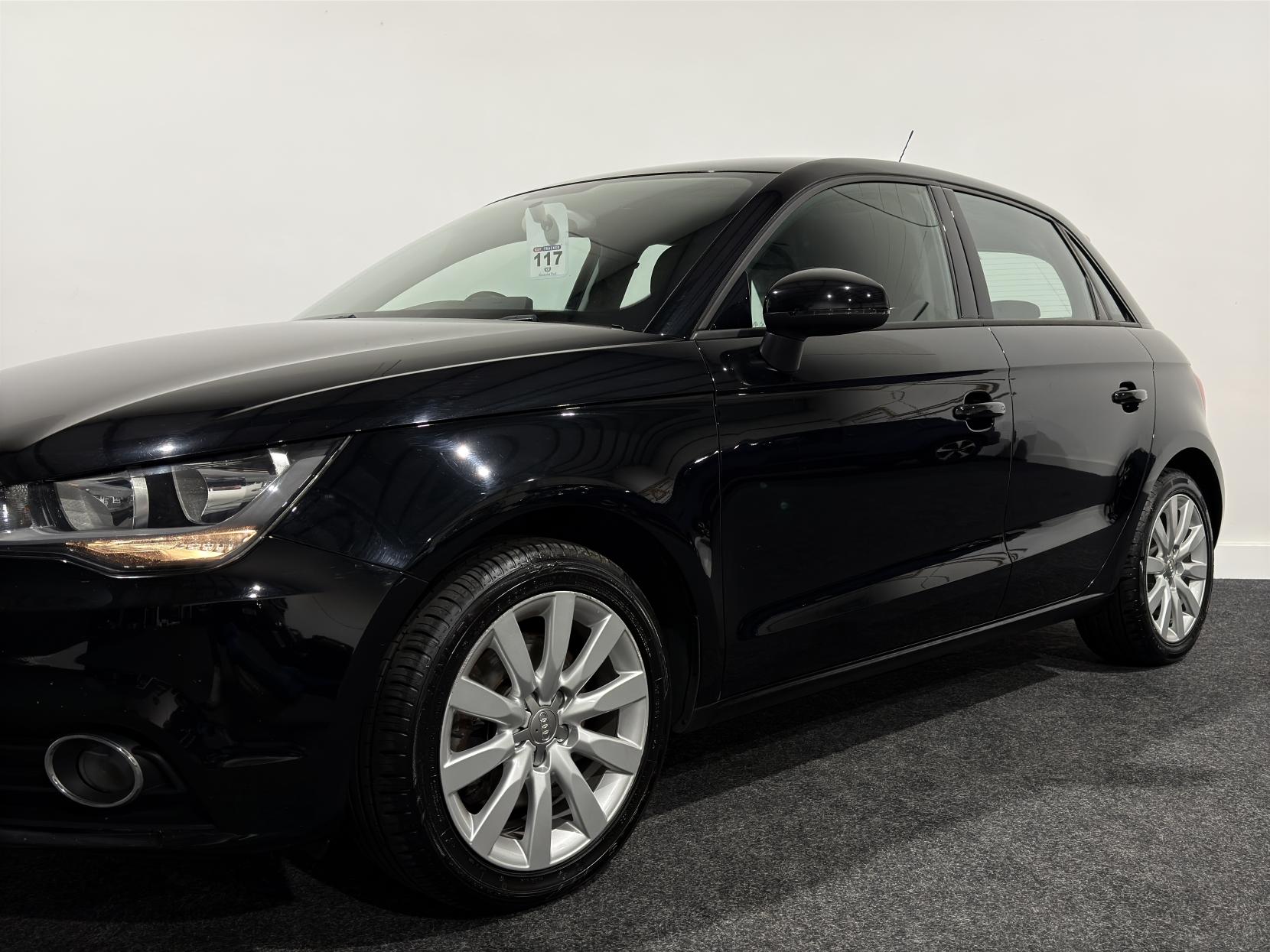 Audi A1 1.6 TDI Sport Sportback 5dr Diesel Manual Euro 5 (s/s) (105 ps)