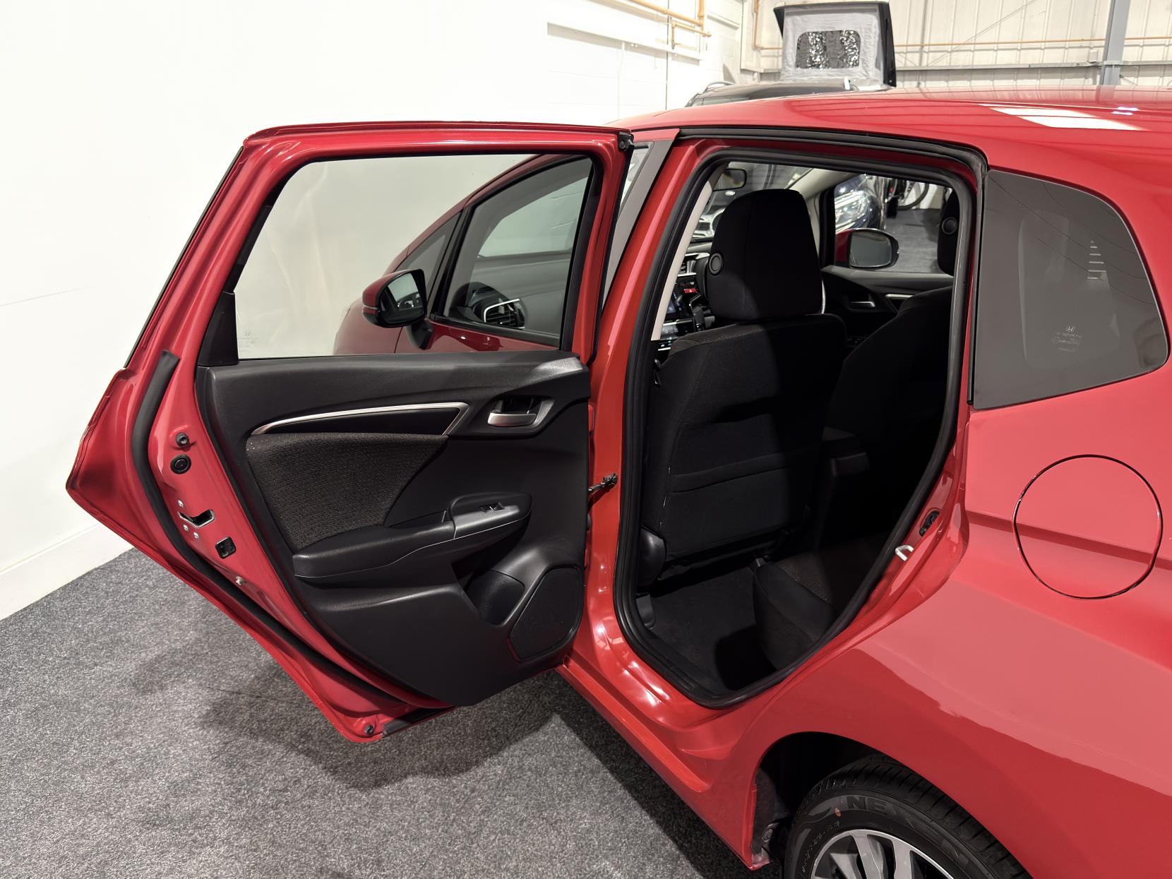 Honda Jazz 1.3 i-VTEC EX Navi Hatchback 5dr Petrol Manual Euro 6 (s/s) (102 ps)