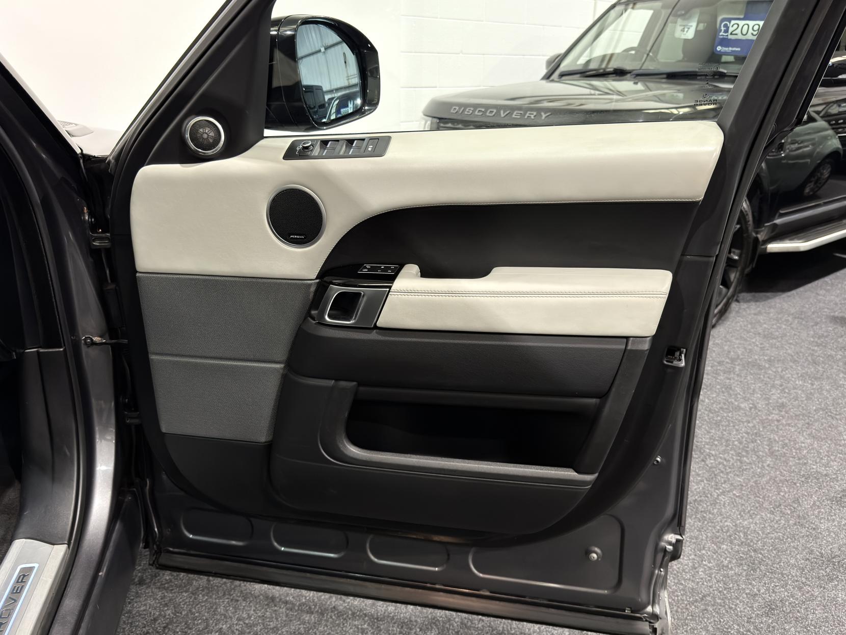 Land Rover Range Rover Sport 3.0 SD V6 Autobiography Dynamic SUV 5dr Diesel Auto 4WD Euro 6 (s/s) (306 ps)