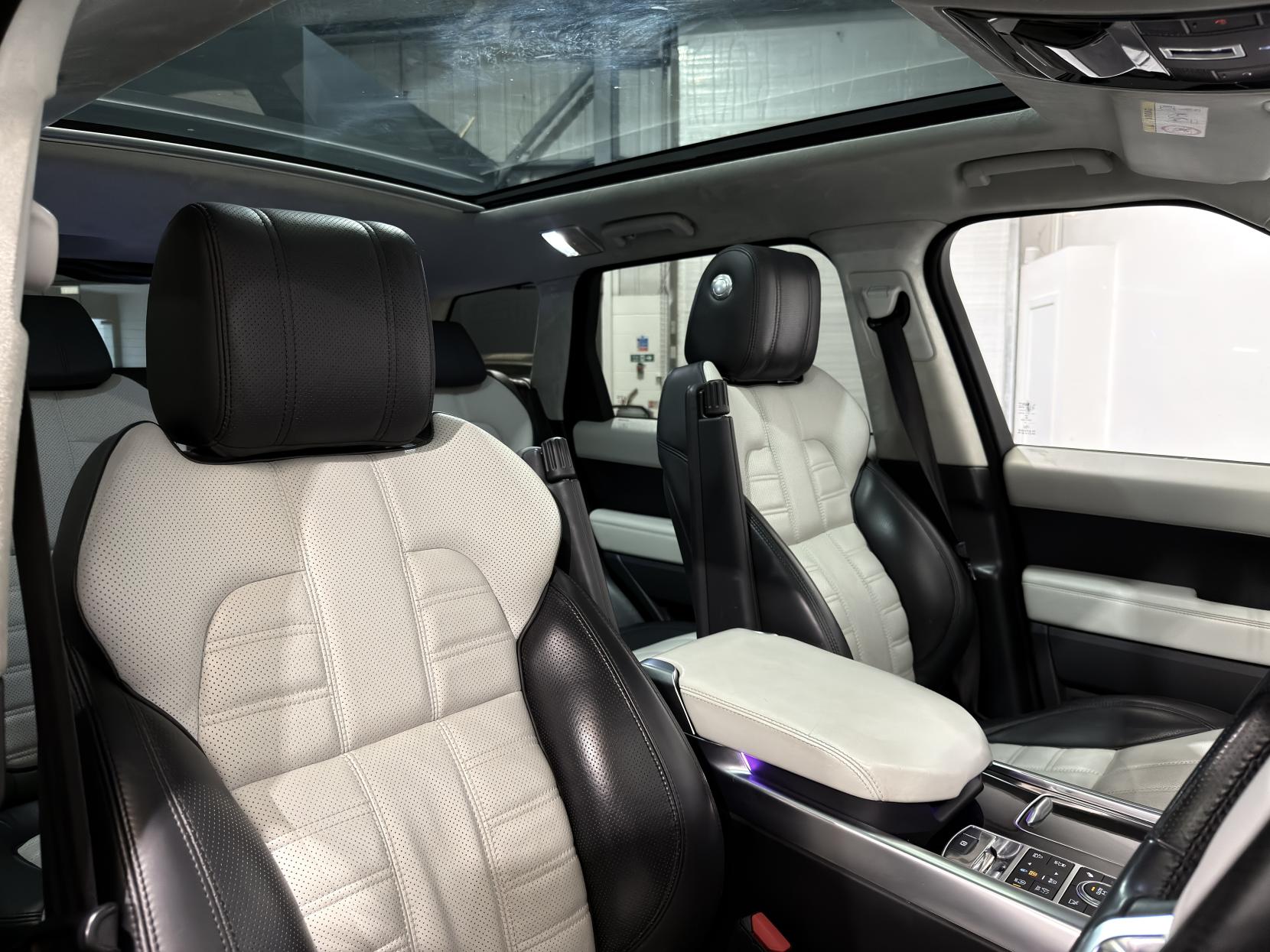 Land Rover Range Rover Sport 3.0 SD V6 Autobiography Dynamic SUV 5dr Diesel Auto 4WD Euro 6 (s/s) (306 ps)