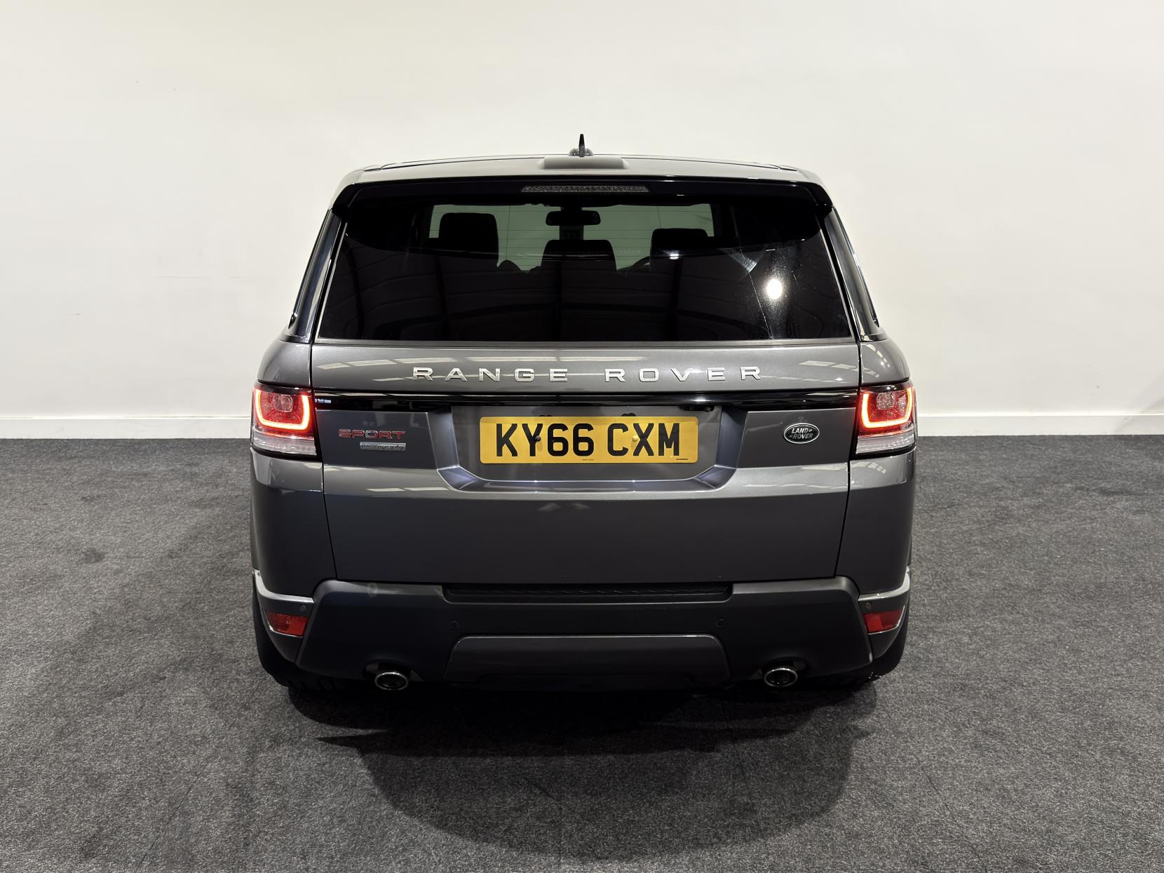 Land Rover Range Rover Sport 3.0 SD V6 Autobiography Dynamic SUV 5dr Diesel Auto 4WD Euro 6 (s/s) (306 ps)