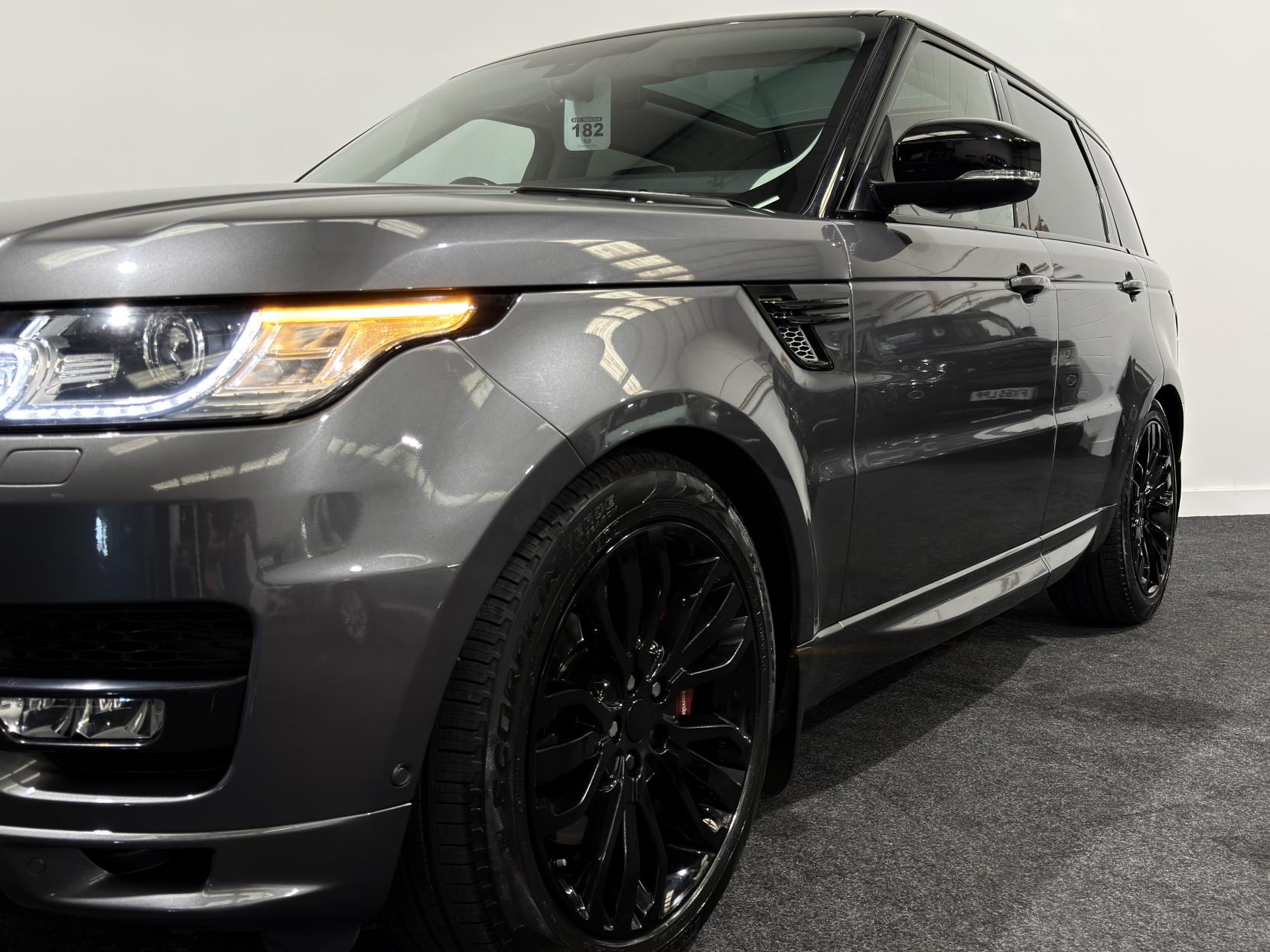 Land Rover Range Rover Sport 3.0 SD V6 Autobiography Dynamic SUV 5dr Diesel Auto 4WD Euro 6 (s/s) (306 ps)