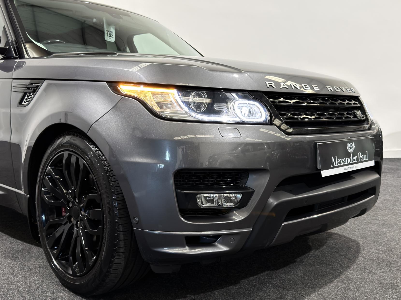 Land Rover Range Rover Sport 3.0 SD V6 Autobiography Dynamic SUV 5dr Diesel Auto 4WD Euro 6 (s/s) (306 ps)