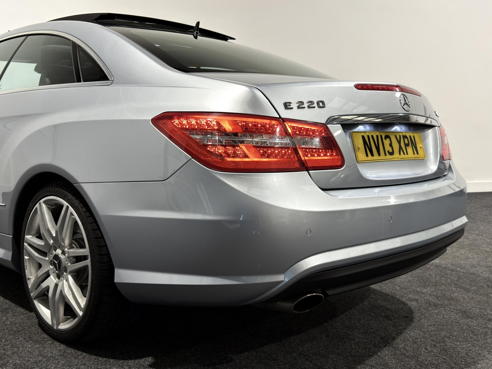 Mercedes-Benz E Class 2.1 E220 CDI BlueEfficiency Sport Coupe 2dr Diesel G-Tronic+ Euro 5 (s/s) (170 ps)