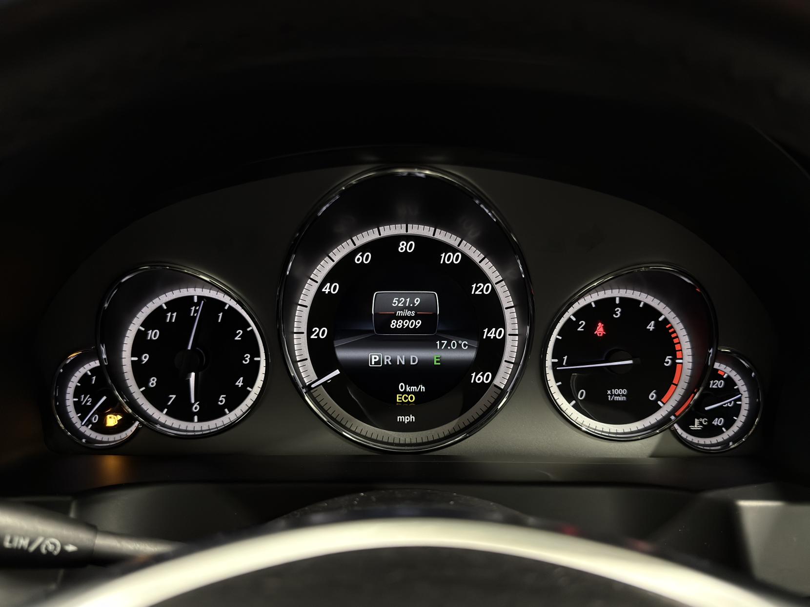 Mercedes-Benz E Class 2.1 E220 CDI BlueEfficiency Sport Coupe 2dr Diesel G-Tronic+ Euro 5 (s/s) (170 ps)