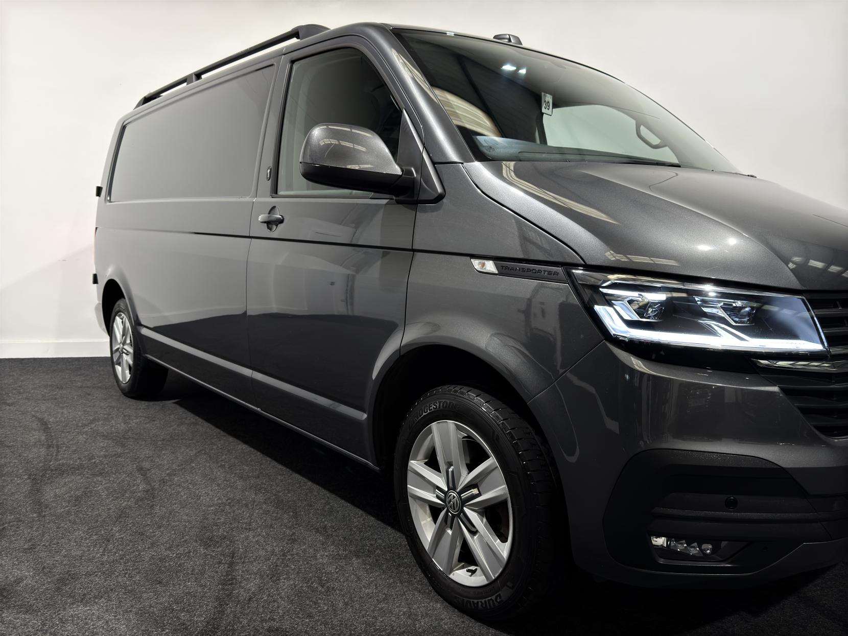 Volkswagen Transporter 2.0 BiTDI T32 Highline Panel Van 5dr Diesel DSG FWD LWB High Roof Euro 6 (s/s) (204 ps)