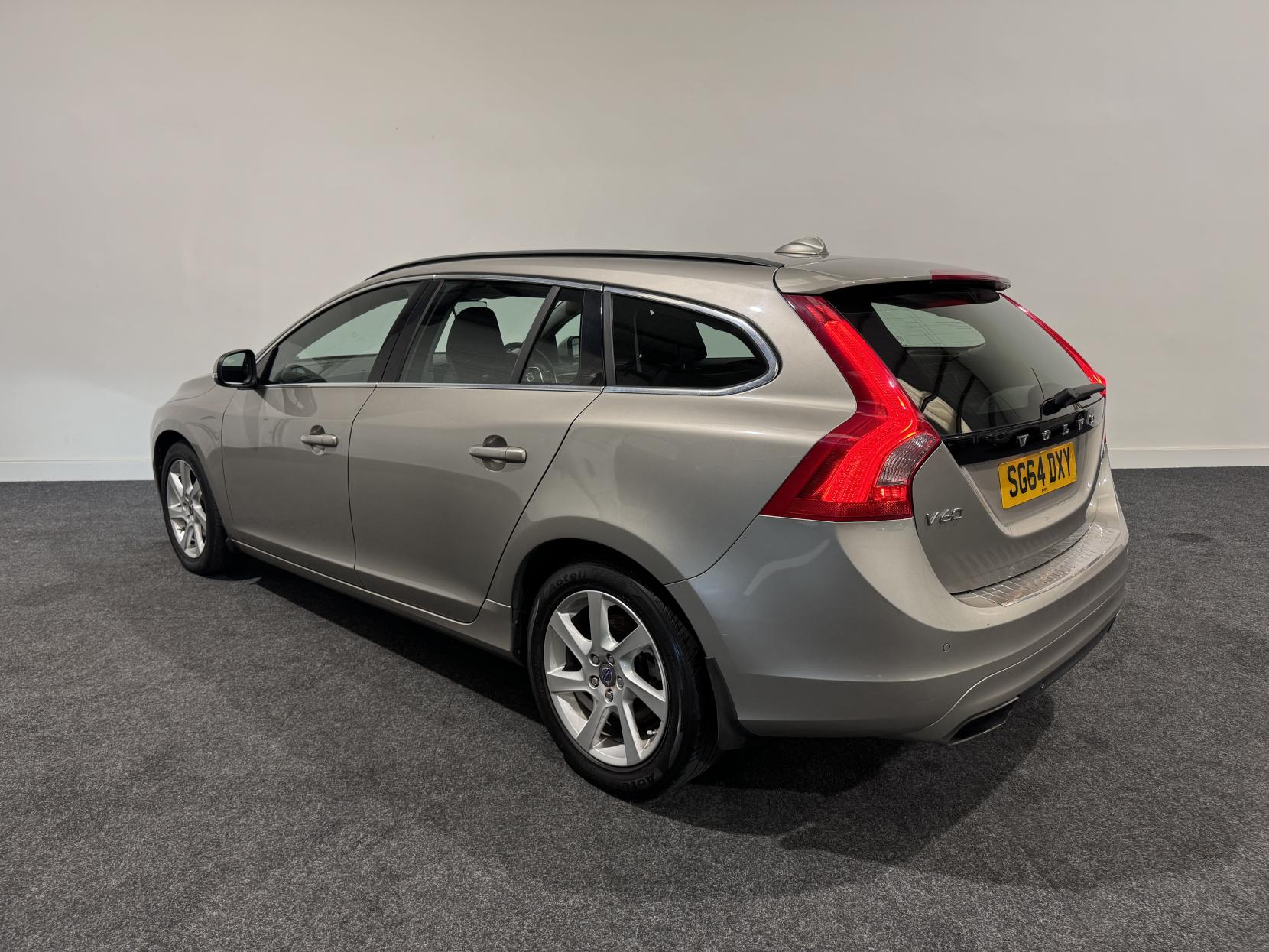 Volvo V60 2.0 D4 SE Estate 5dr Diesel Manual Euro 6 (s/s) (181 ps)