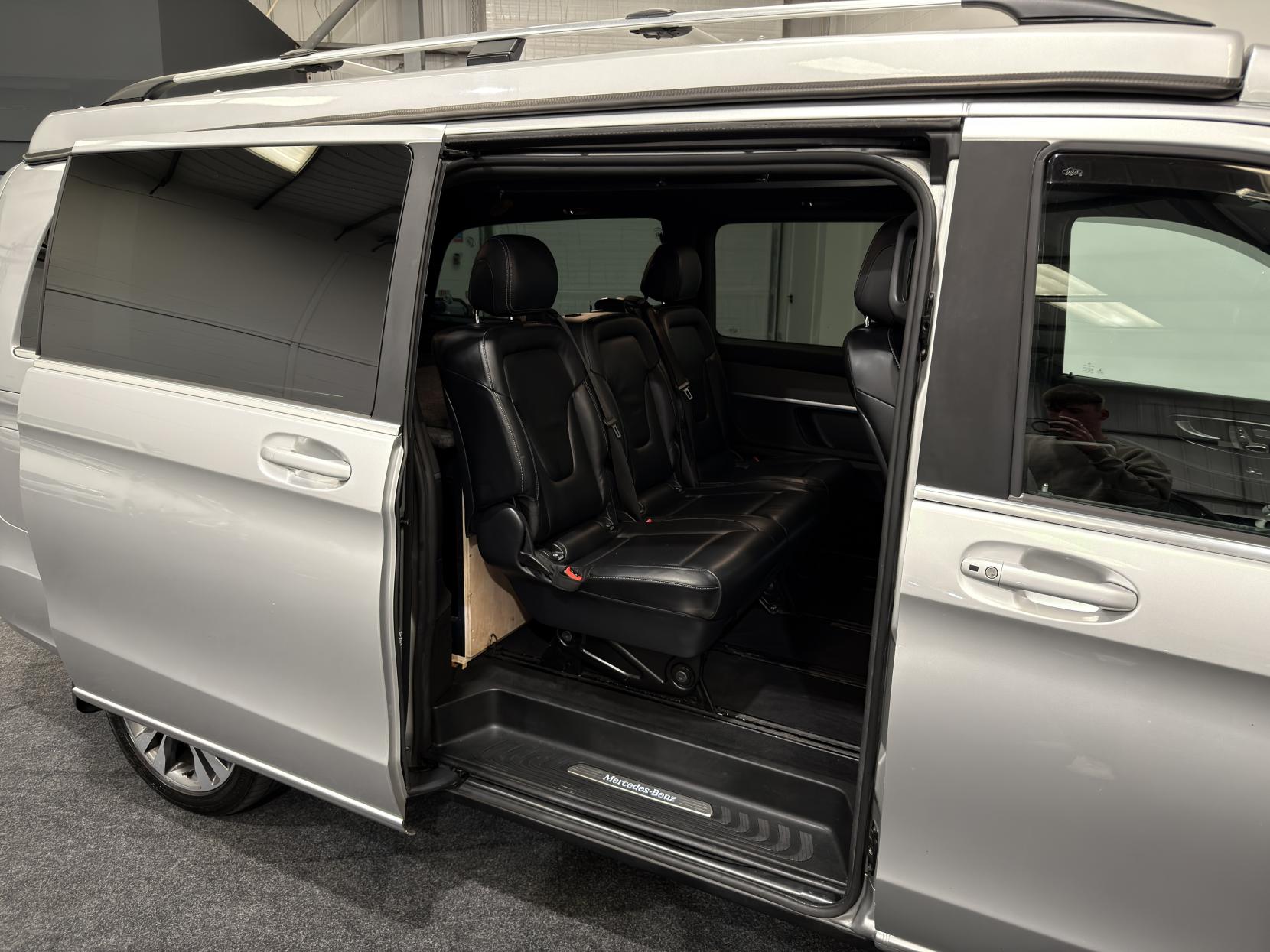 Mercedes-Benz V Class 2.2 V250d BlueTEC Sport MPV 5dr Diesel G-Tronic+ Euro 6 (s/s) 8 Seat XLWB (190 ps)