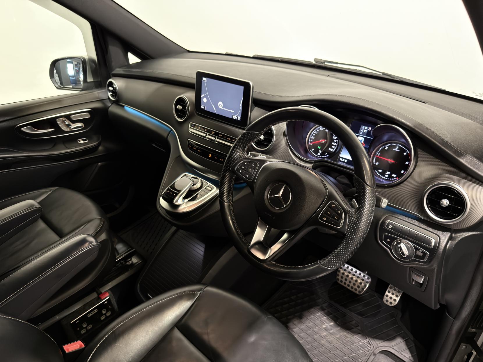 Mercedes-Benz V Class 2.2 V250d BlueTEC Sport MPV 5dr Diesel G-Tronic+ Euro 6 (s/s) 8 Seat XLWB (190 ps)